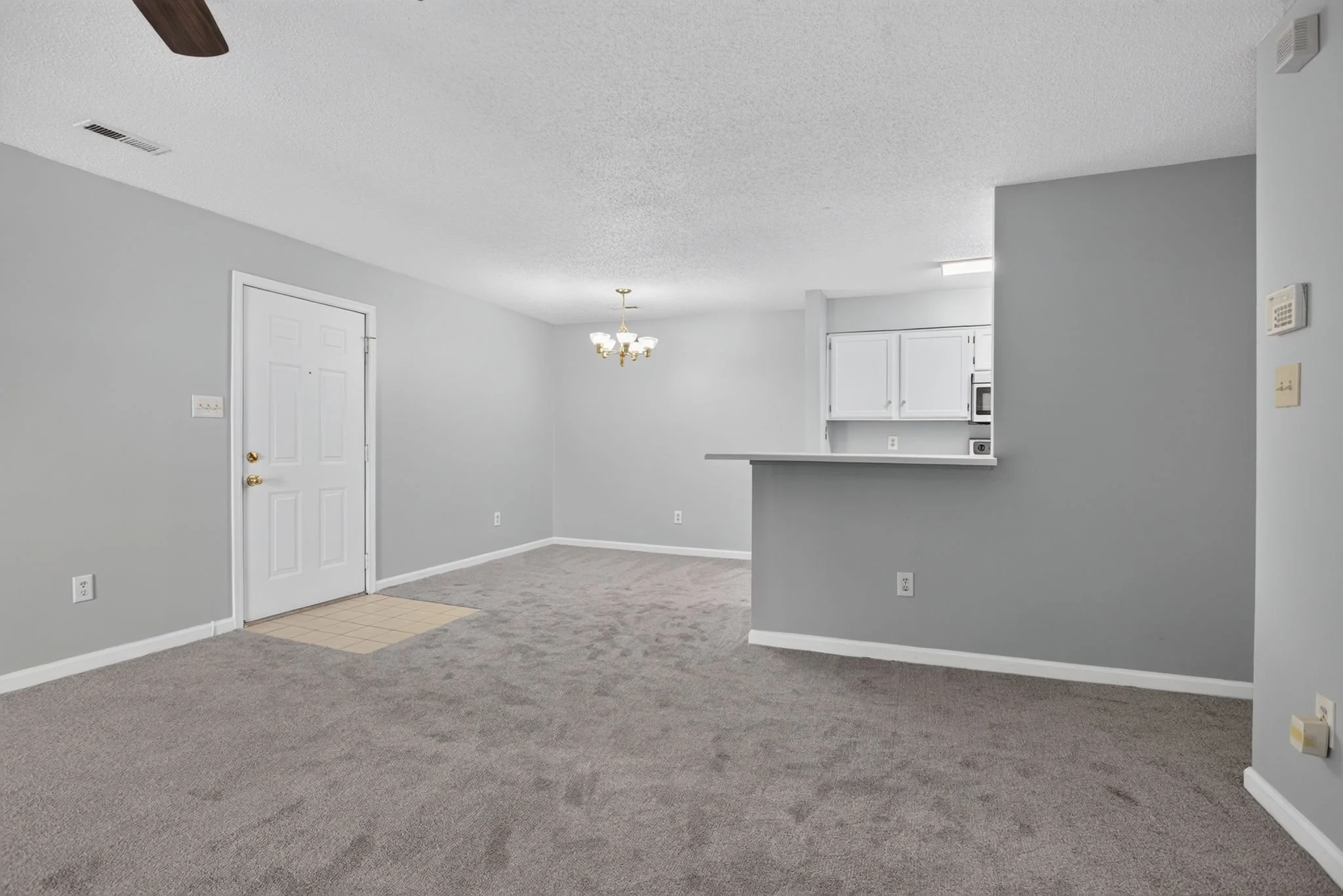 4-web-or-mls-1563-n-king-st-109.jpg