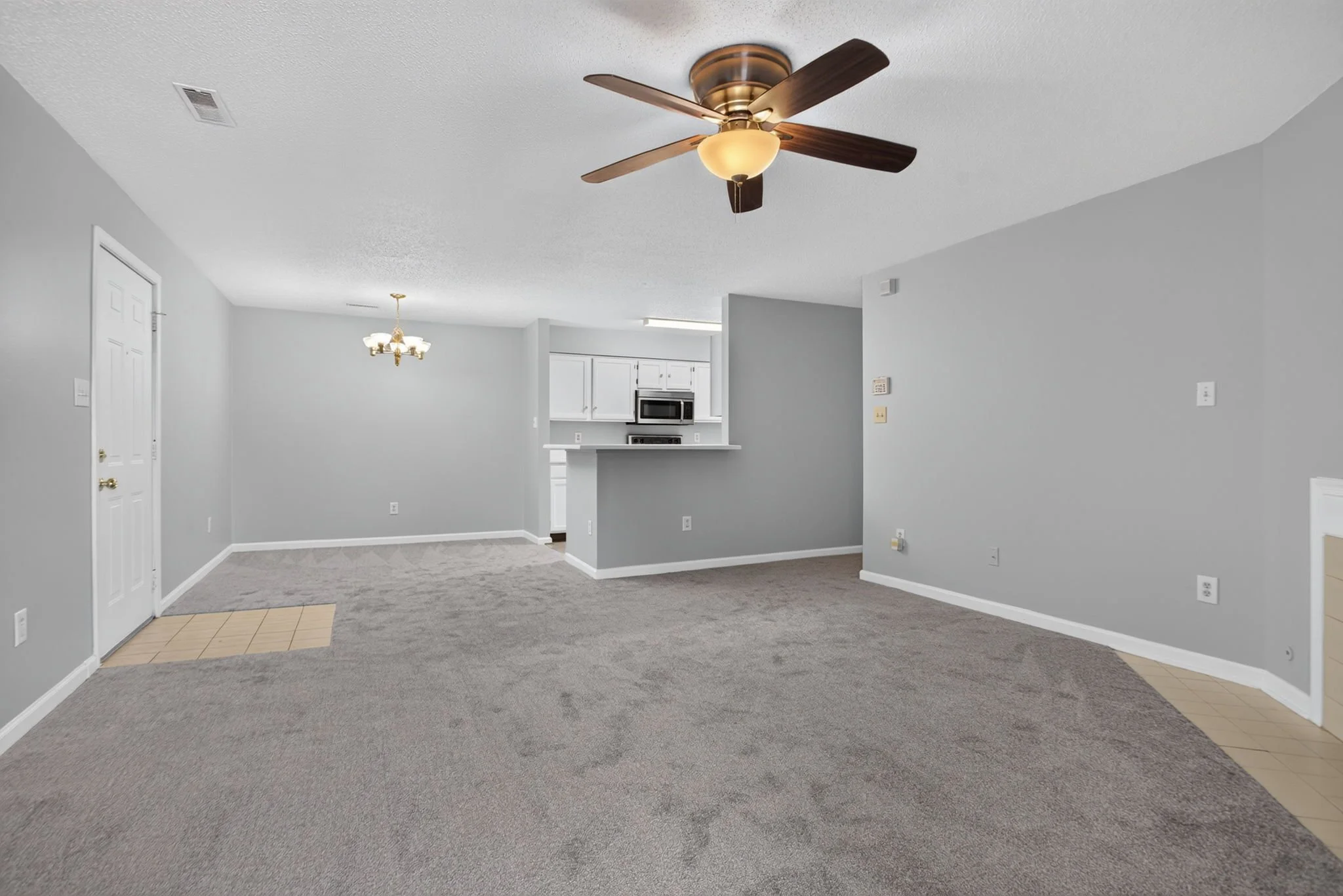 6-web-or-mls-1563-n-king-st-109.jpg