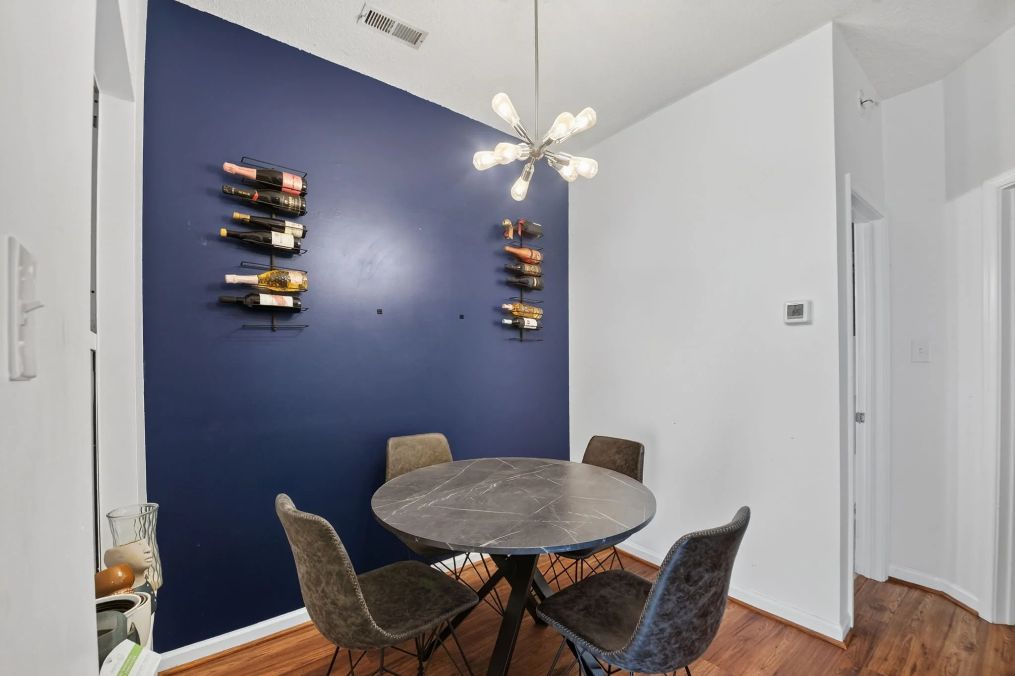 11-web-or-mls-869-little-bay-ave-2.jpg