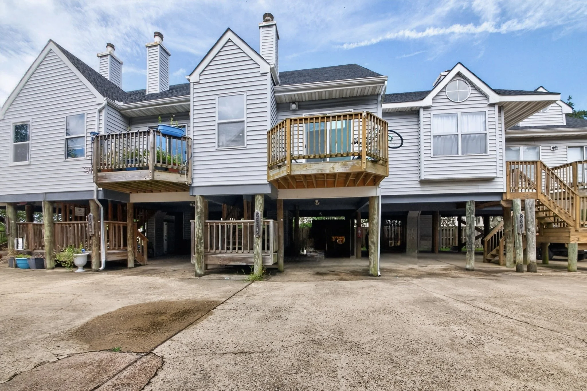 1-web-or-mls-869-little-bay-ave-2.jpg