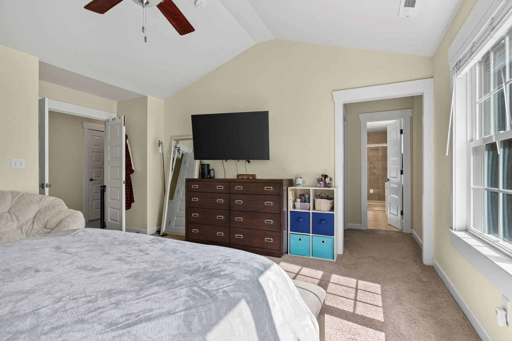 24-web-or-mls-1201-richwood-ave.jpg