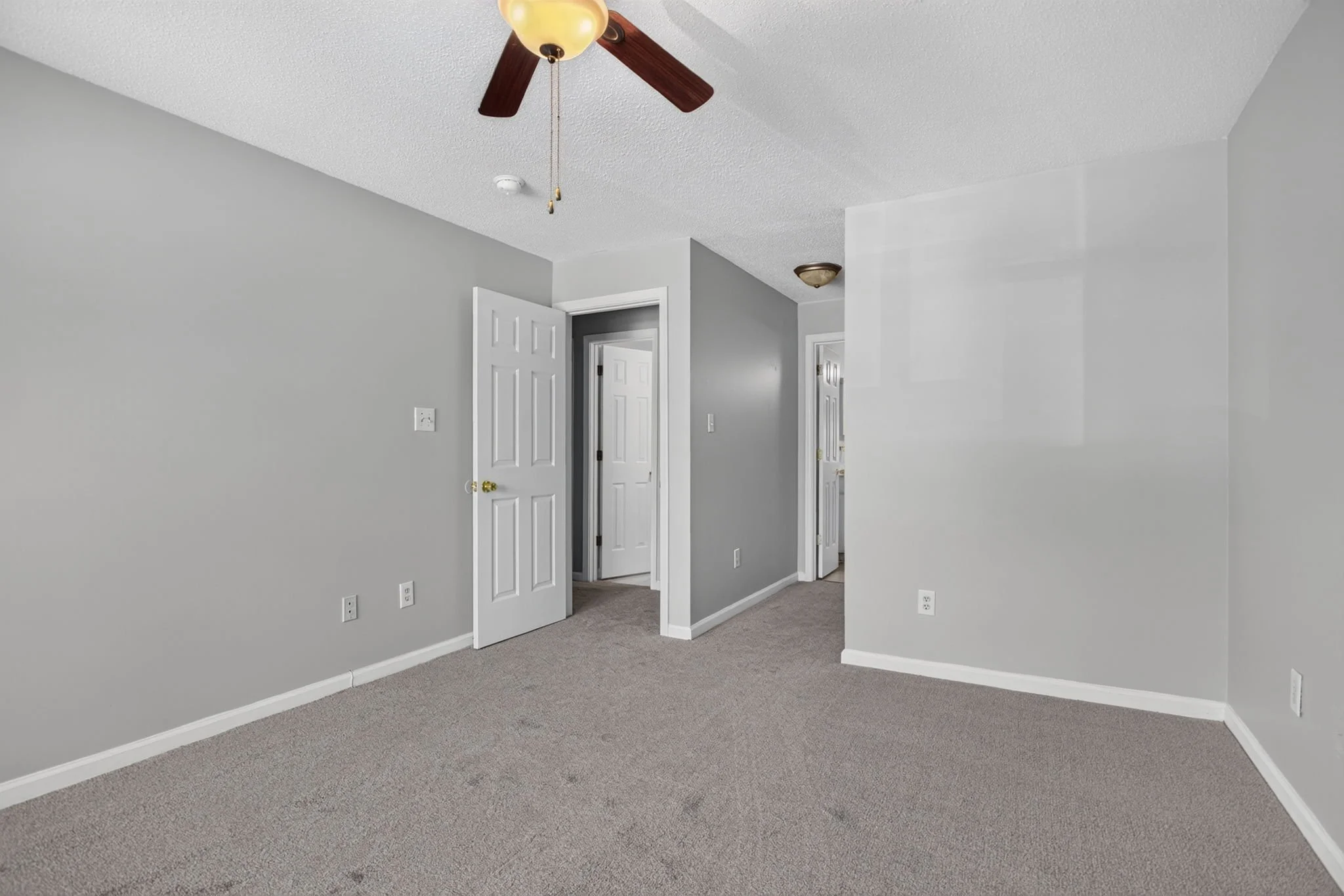 18-web-or-mls-1563-n-king-st-109.jpg