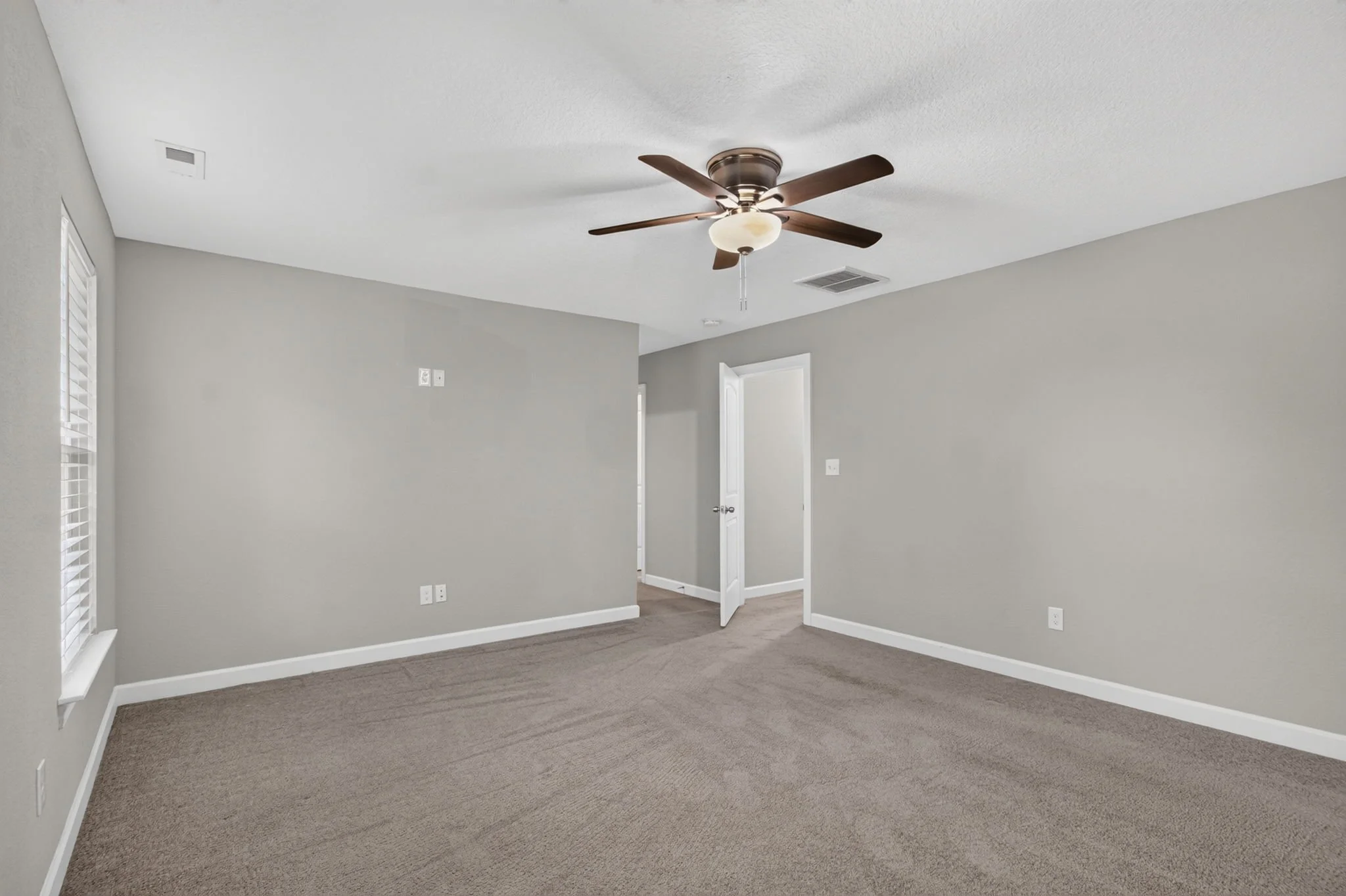 33-web-or-mls-1439-kempsville-rd.jpg