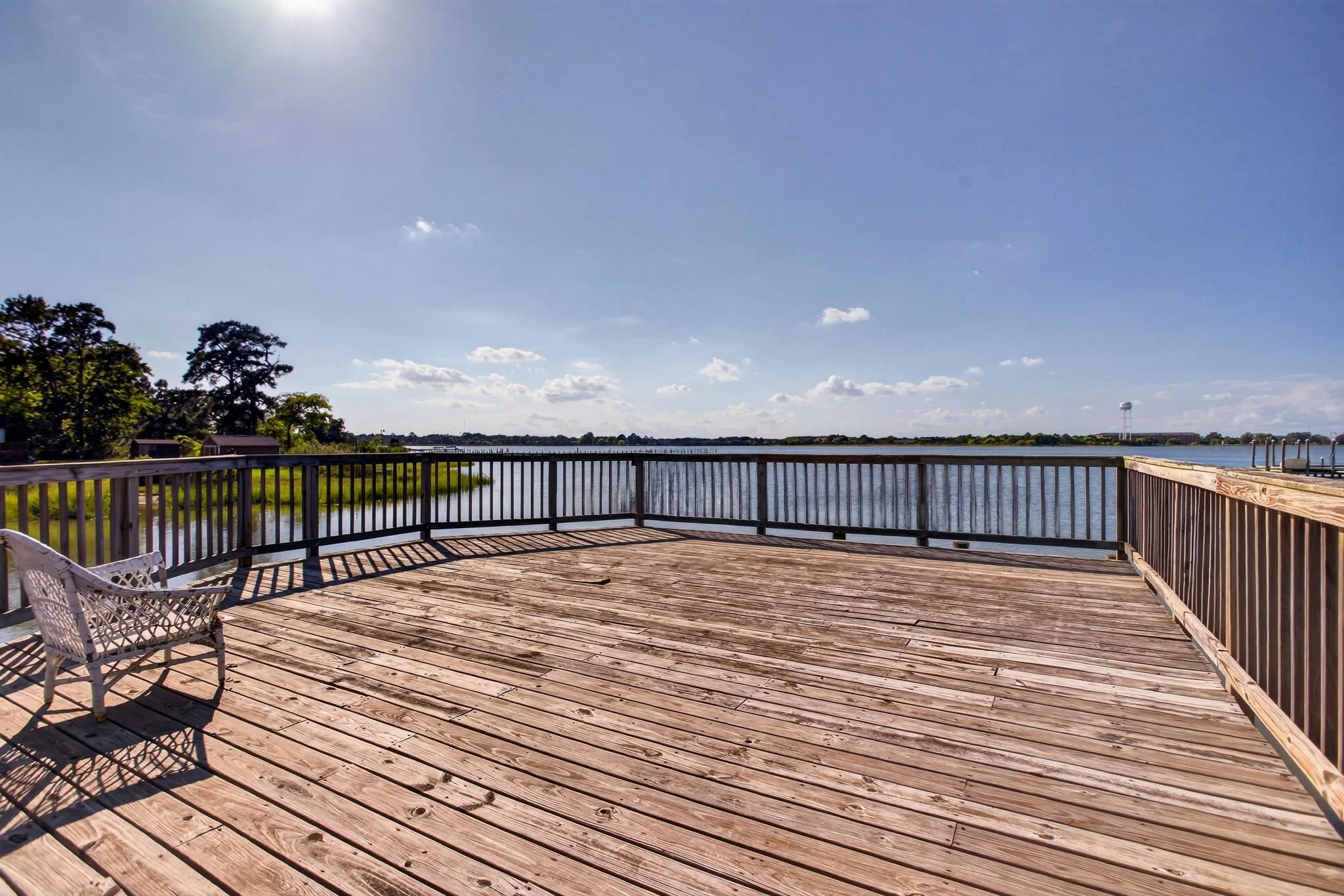 24-web-or-mls-1563-n-king-st-109.jpg