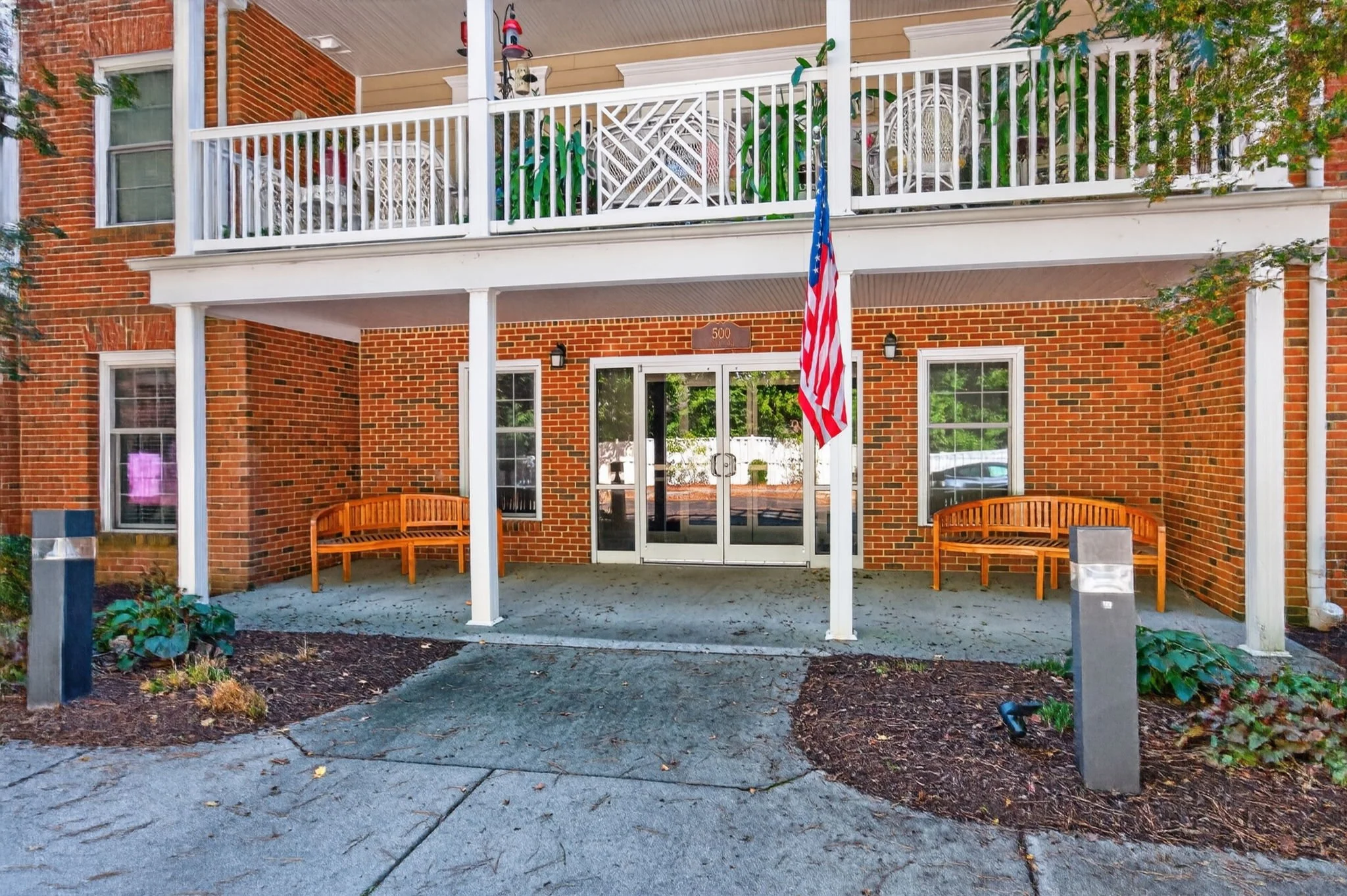 2-web-or-mls-500-judah-way-123.jpg