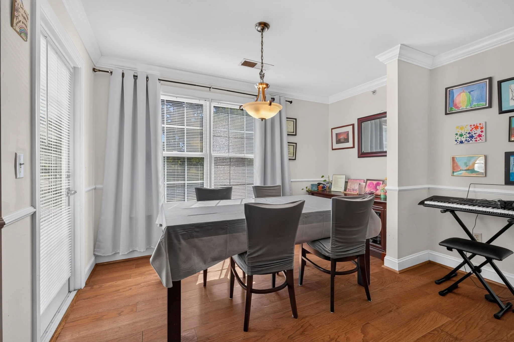 6-web-or-mls-500-judah-way-123.jpg