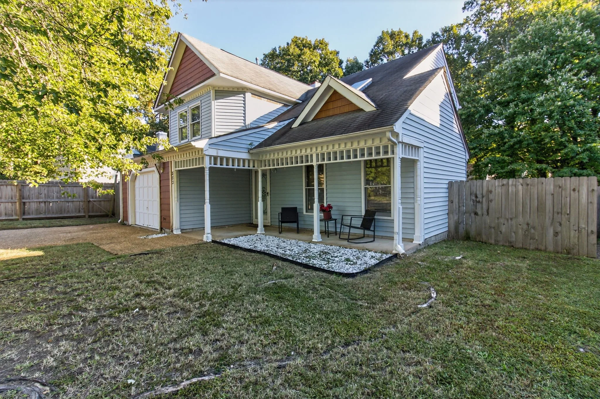 2-web-or-mls-882-belvoir-cir.jpg