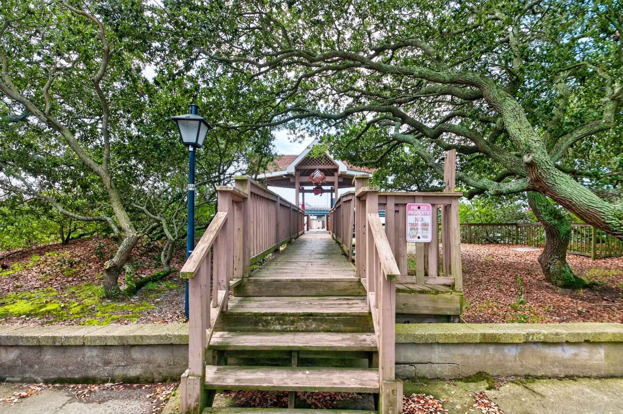 29-web-or-mls-869-little-bay-ave-2.jpg