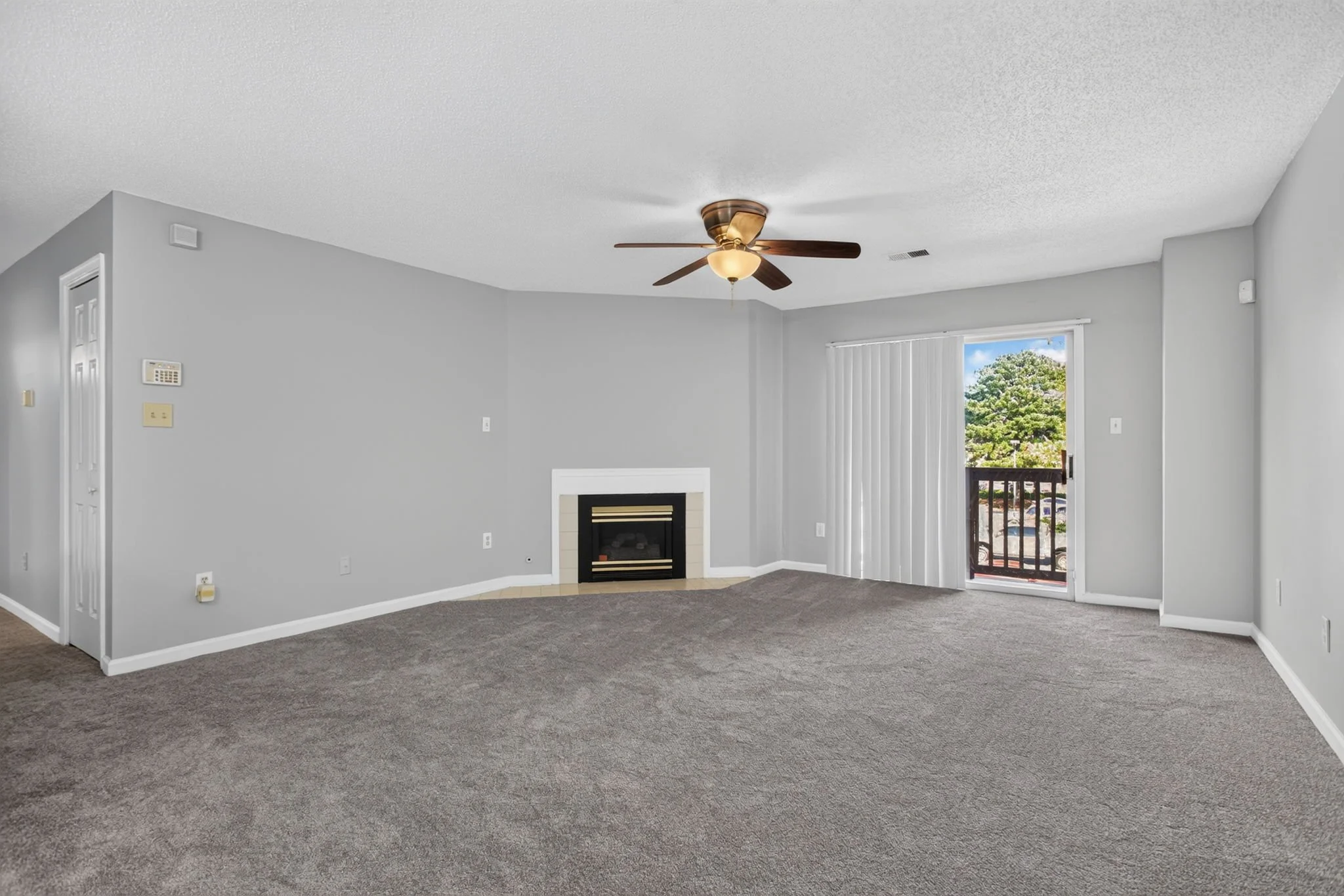 5-web-or-mls-1563-n-king-st-109.jpg