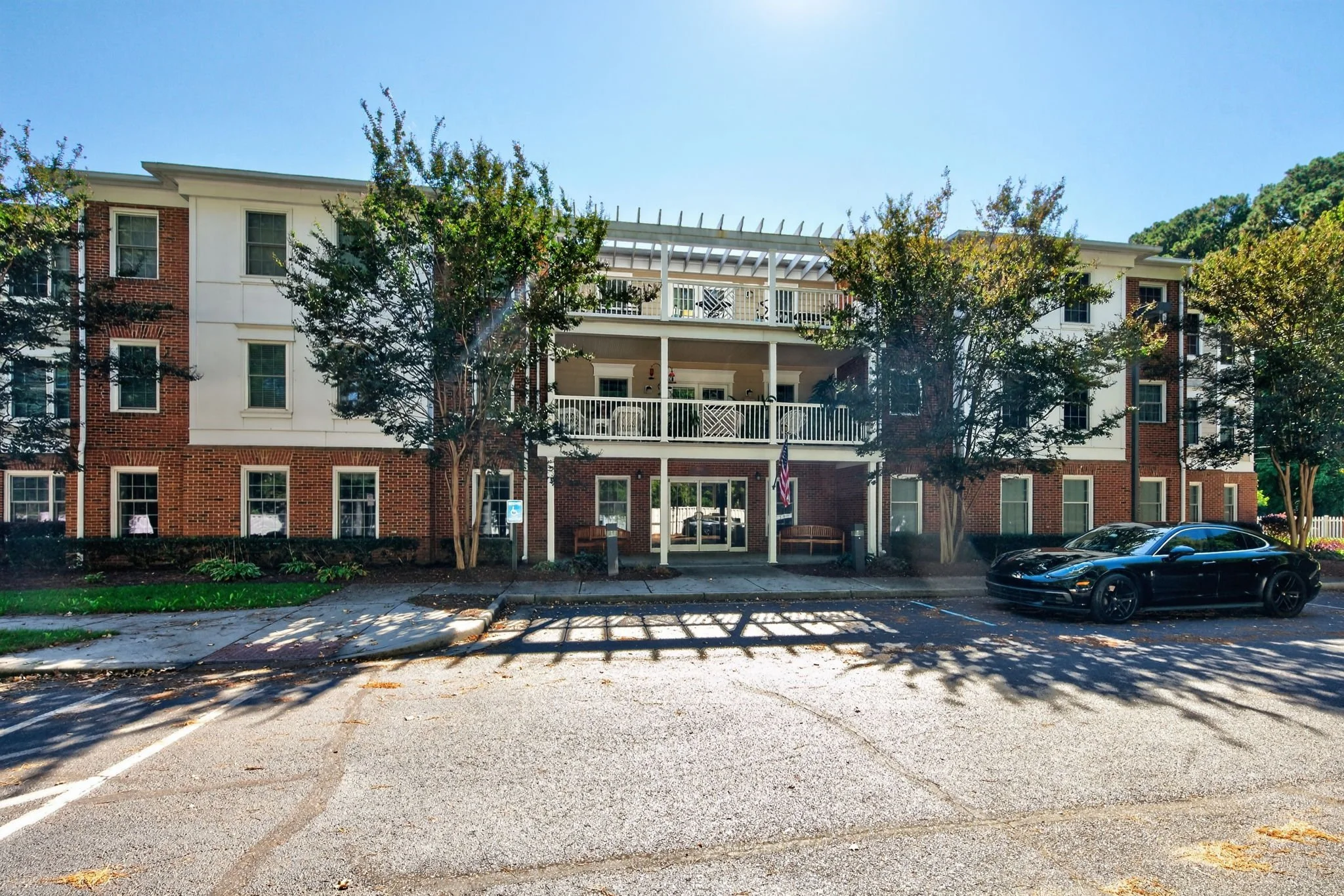 1-web-or-mls-500-judah-way-123.jpg