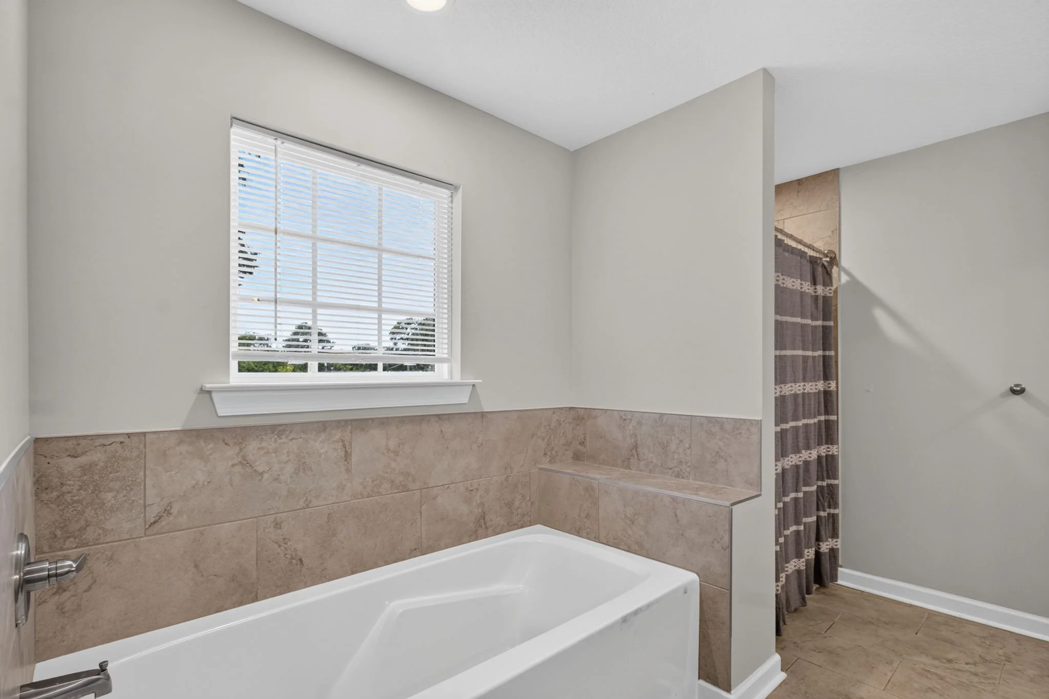 36-web-or-mls-1439-kempsville-rd.jpg