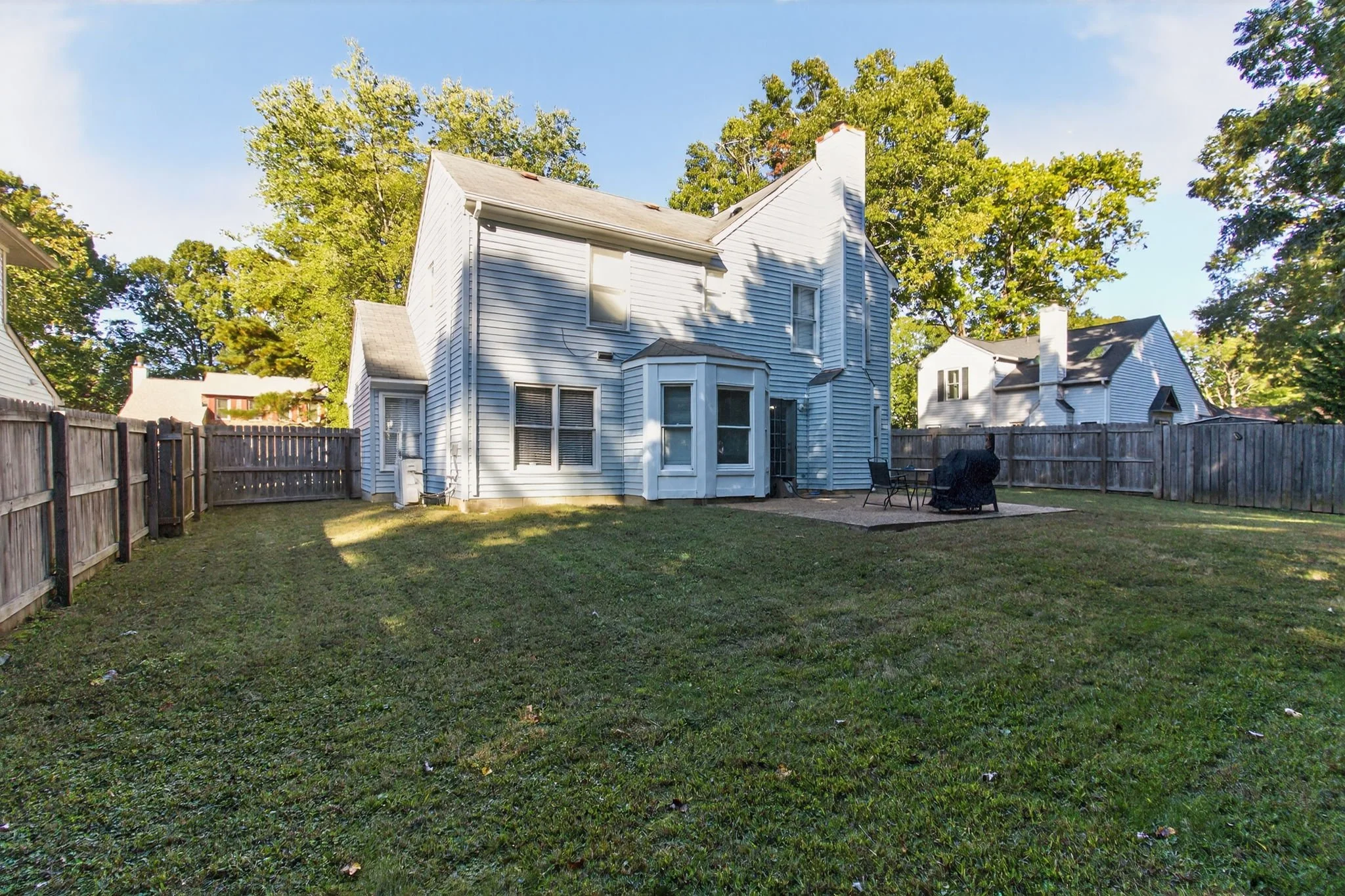 30-web-or-mls-882-belvoir-cir.jpg