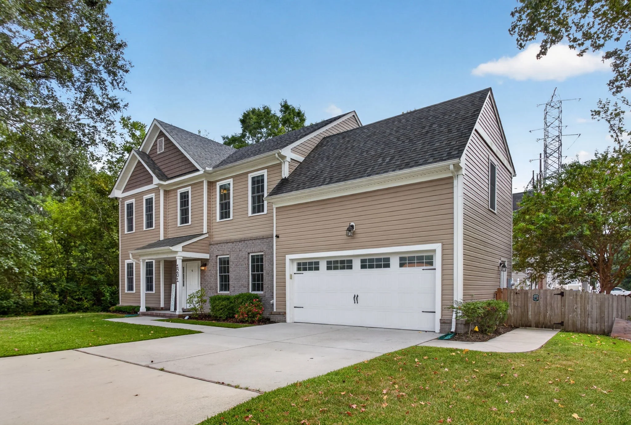 3-web-or-mls-1201-richwood-ave.jpg