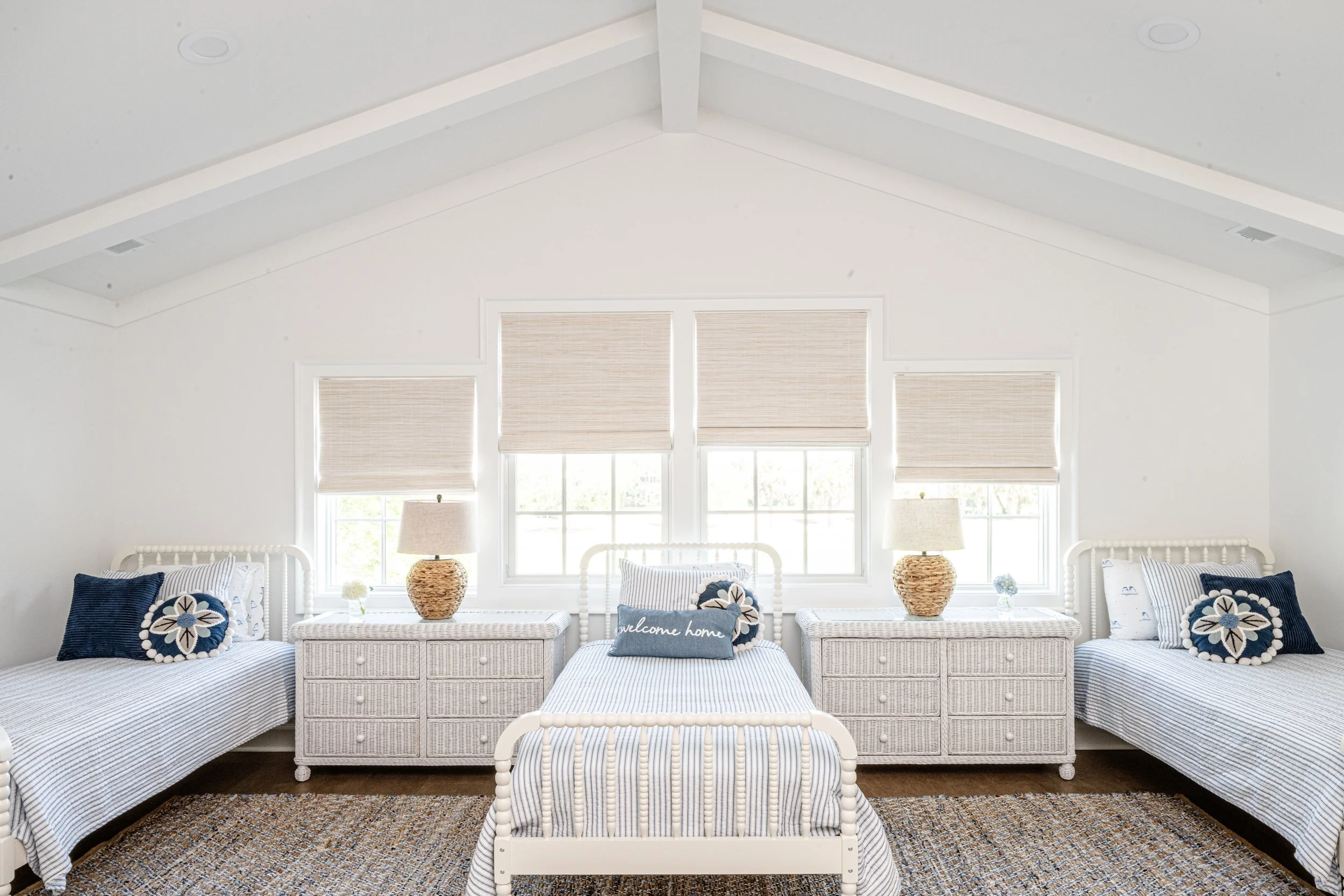 JOY Architecture_21 Edgewater_Sum2026_RutaSmith-55.jpg
