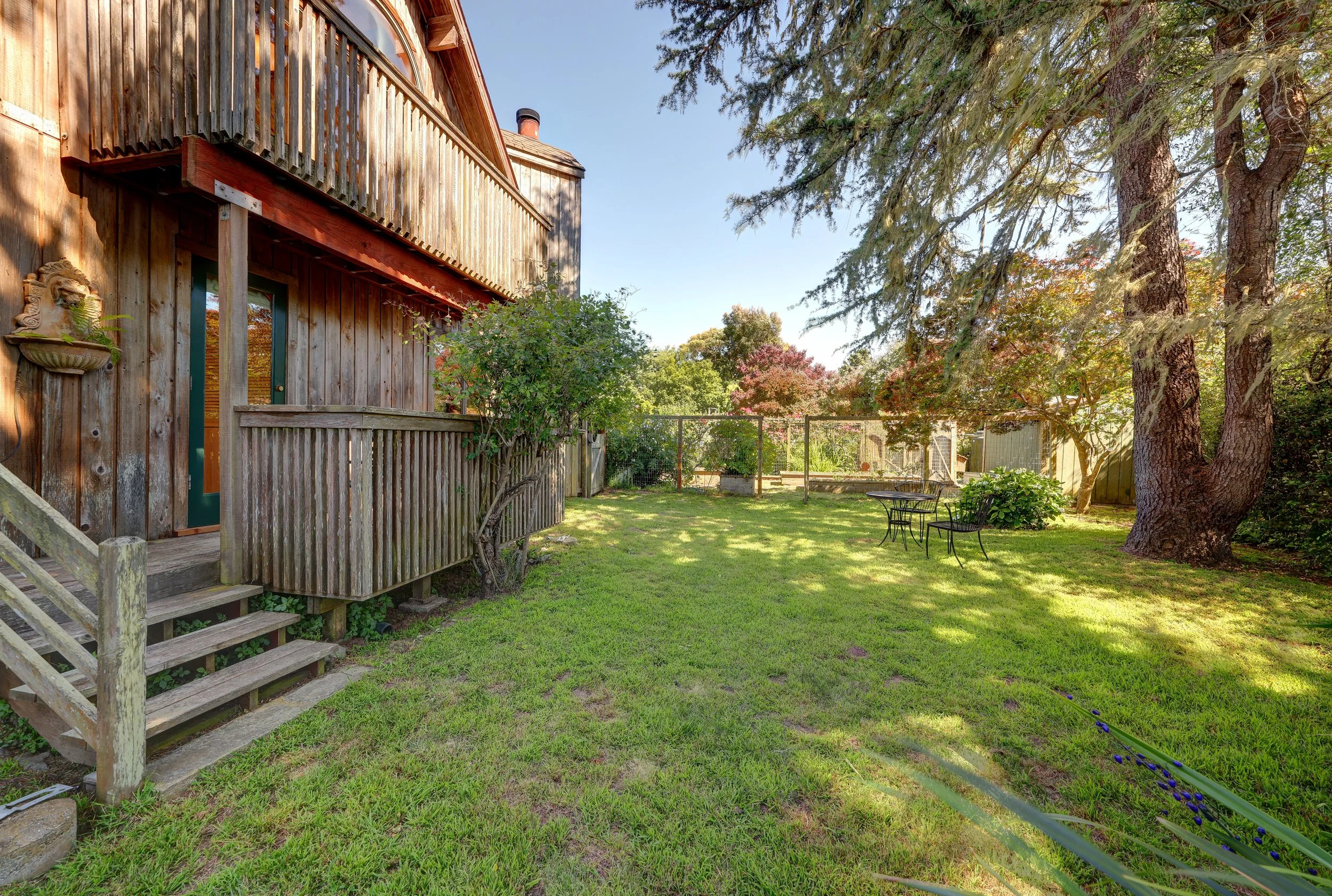 385Cedar 135 MidRes.jpg