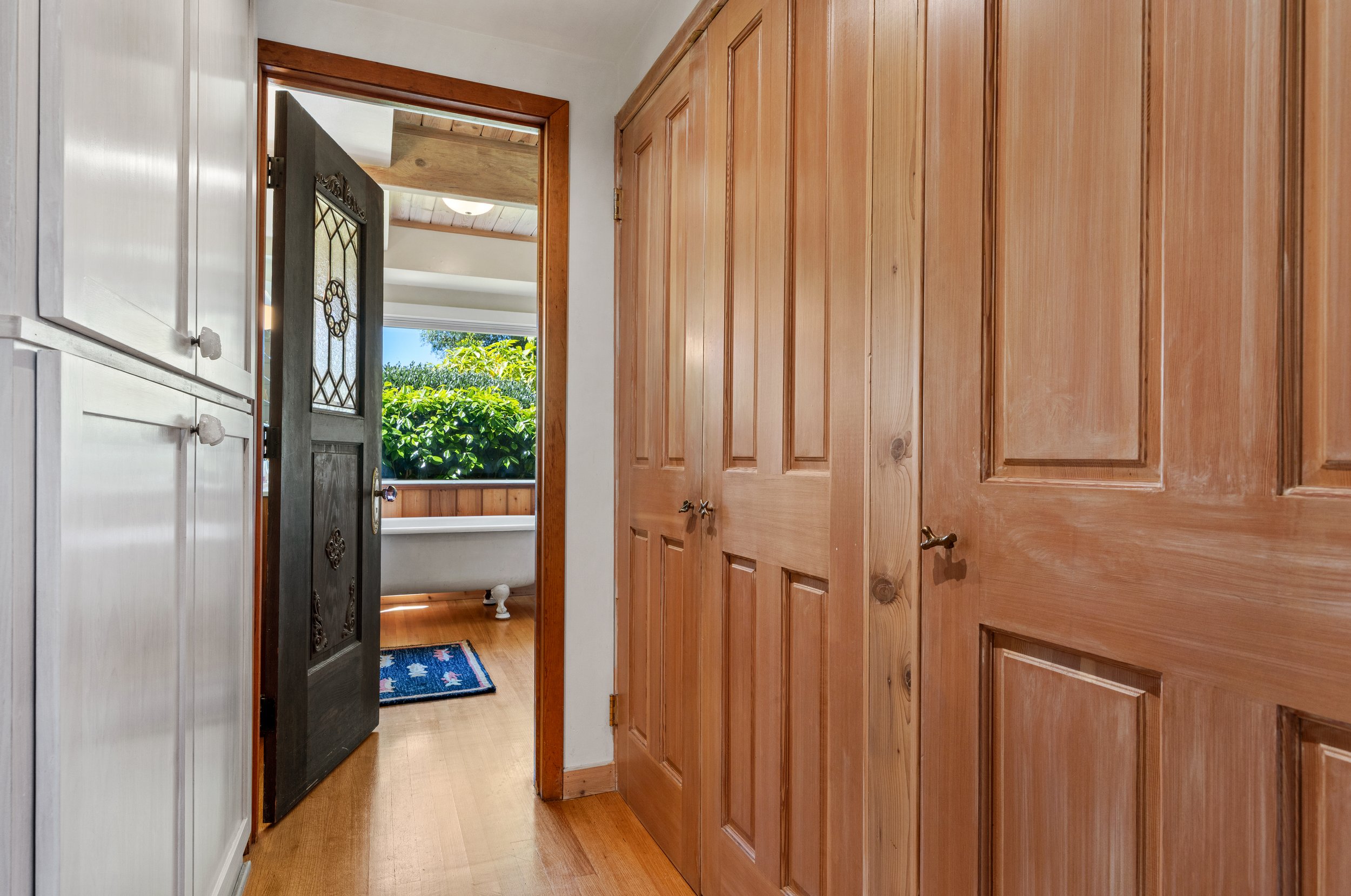 385Cedar 122 MidRes.jpg