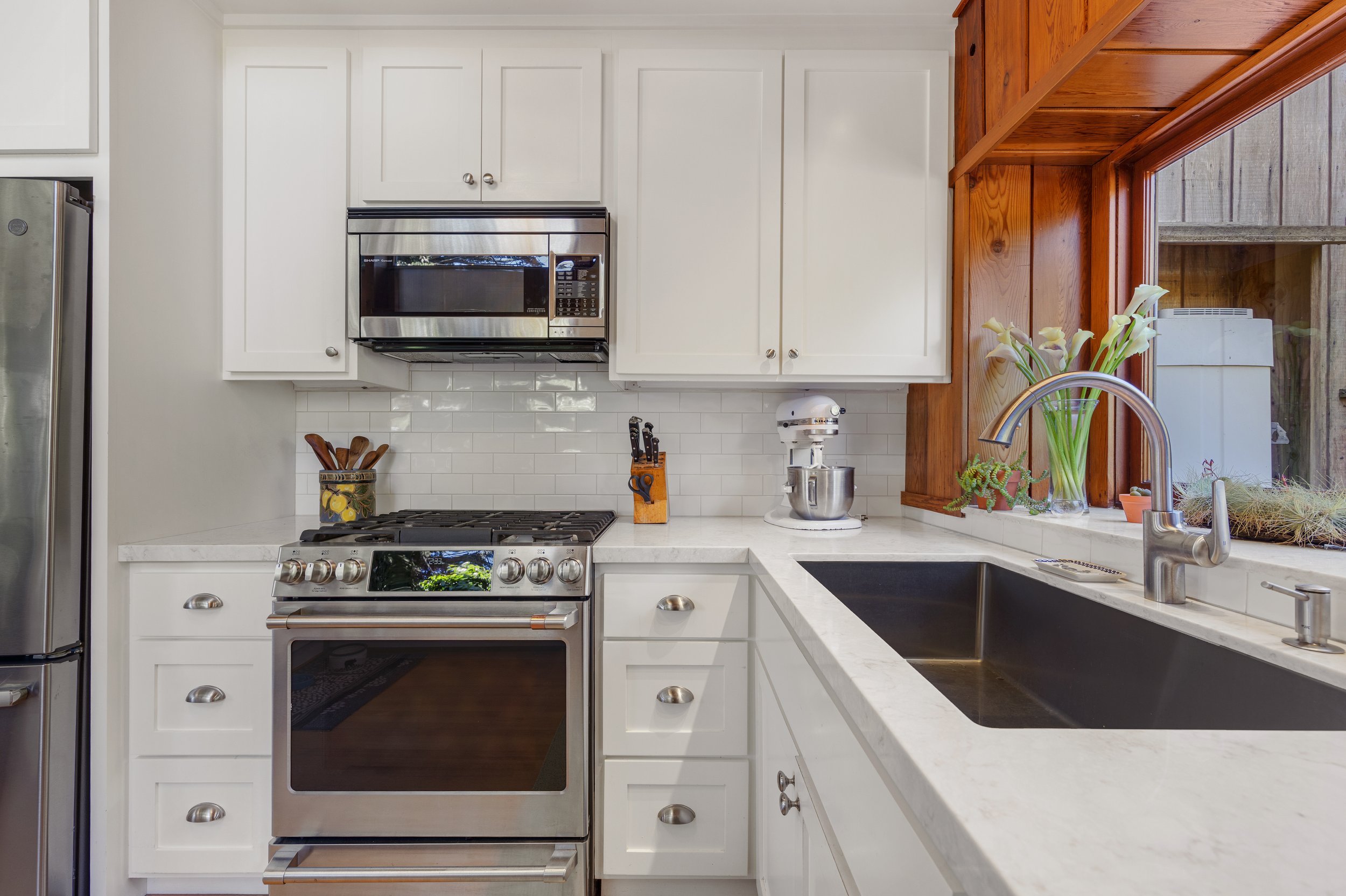 385Cedar 72 MidRes.jpg
