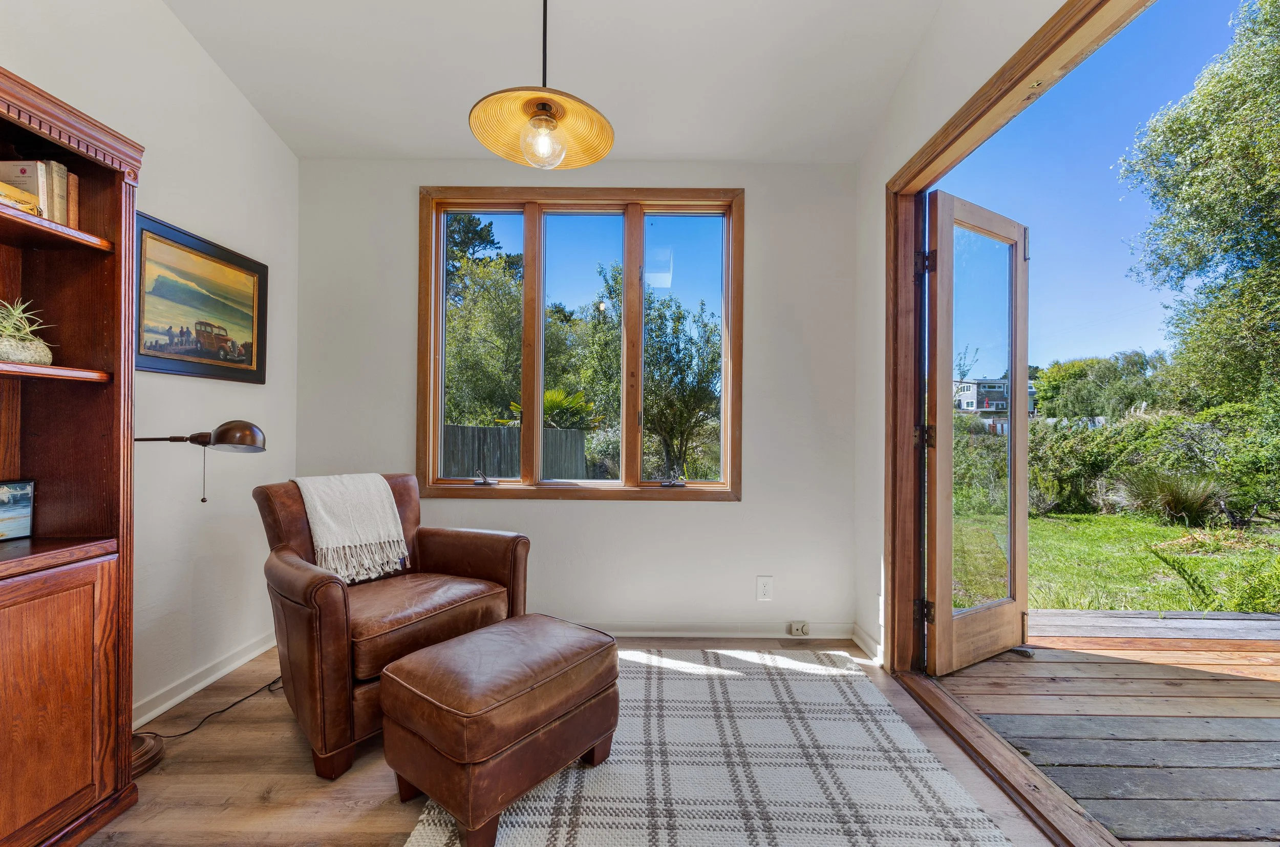 385Cedar 313 MidRes.jpg