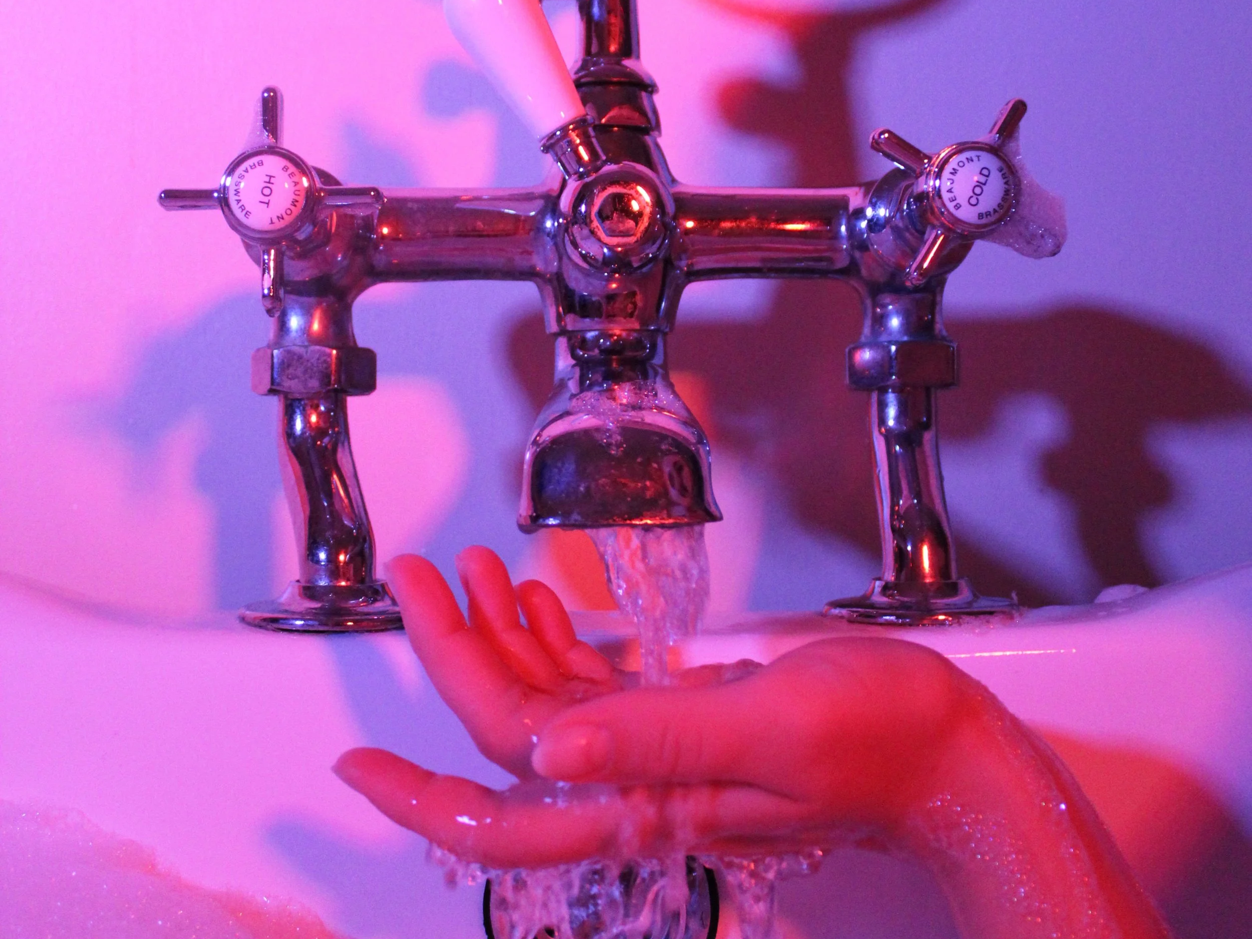 Bathtub, by Chloe Britain, Warwick
