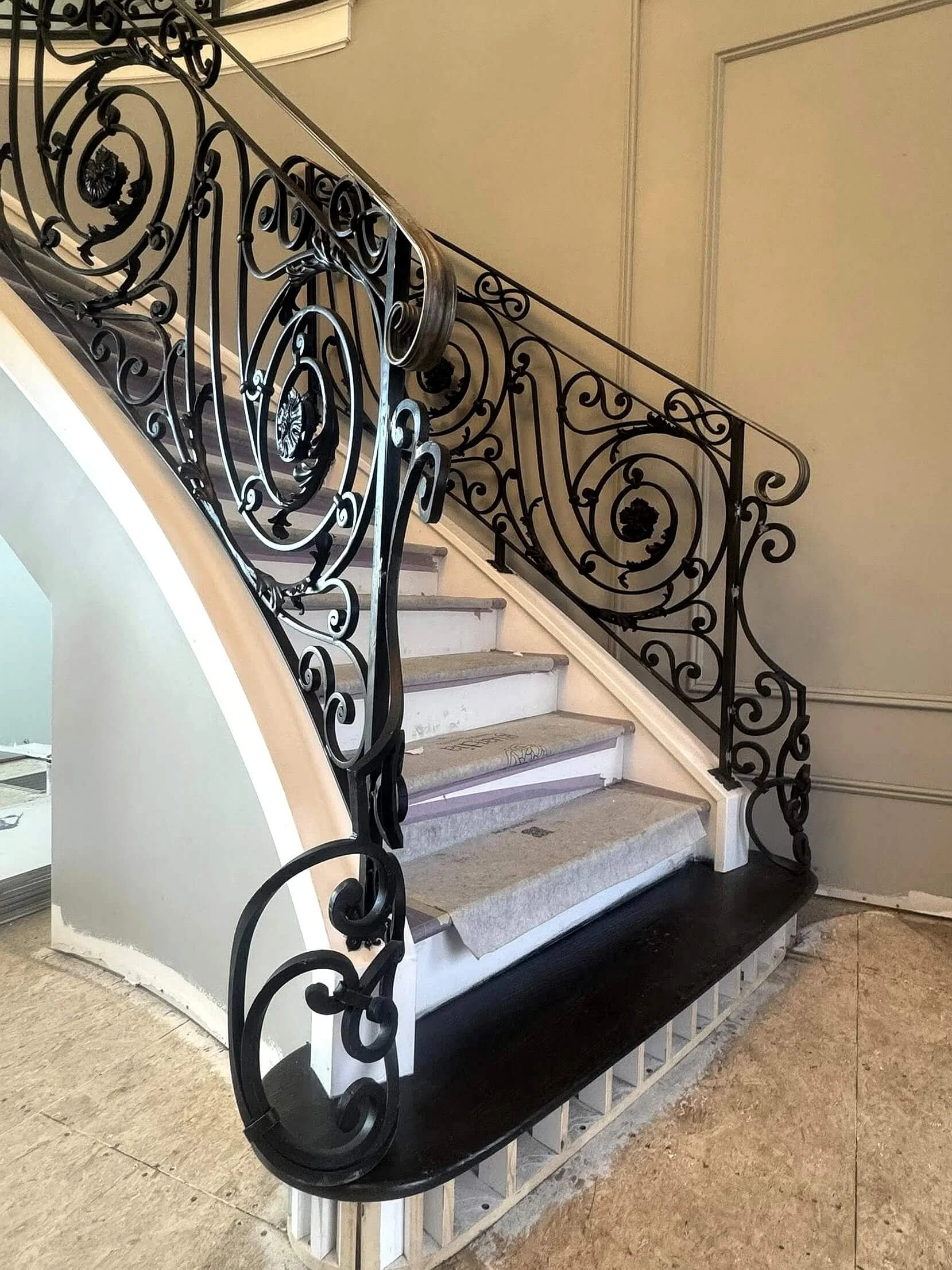 hillside_ironworks_ornamental-custom-railing-stairs.jpg