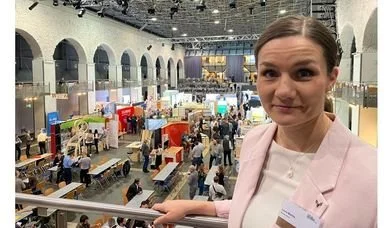 Metsä Groupin myyntijohtaja Laura Mattila: Puu tulee rakentamisen valtavirtaan -sijoittajien kiinnostus herännyt