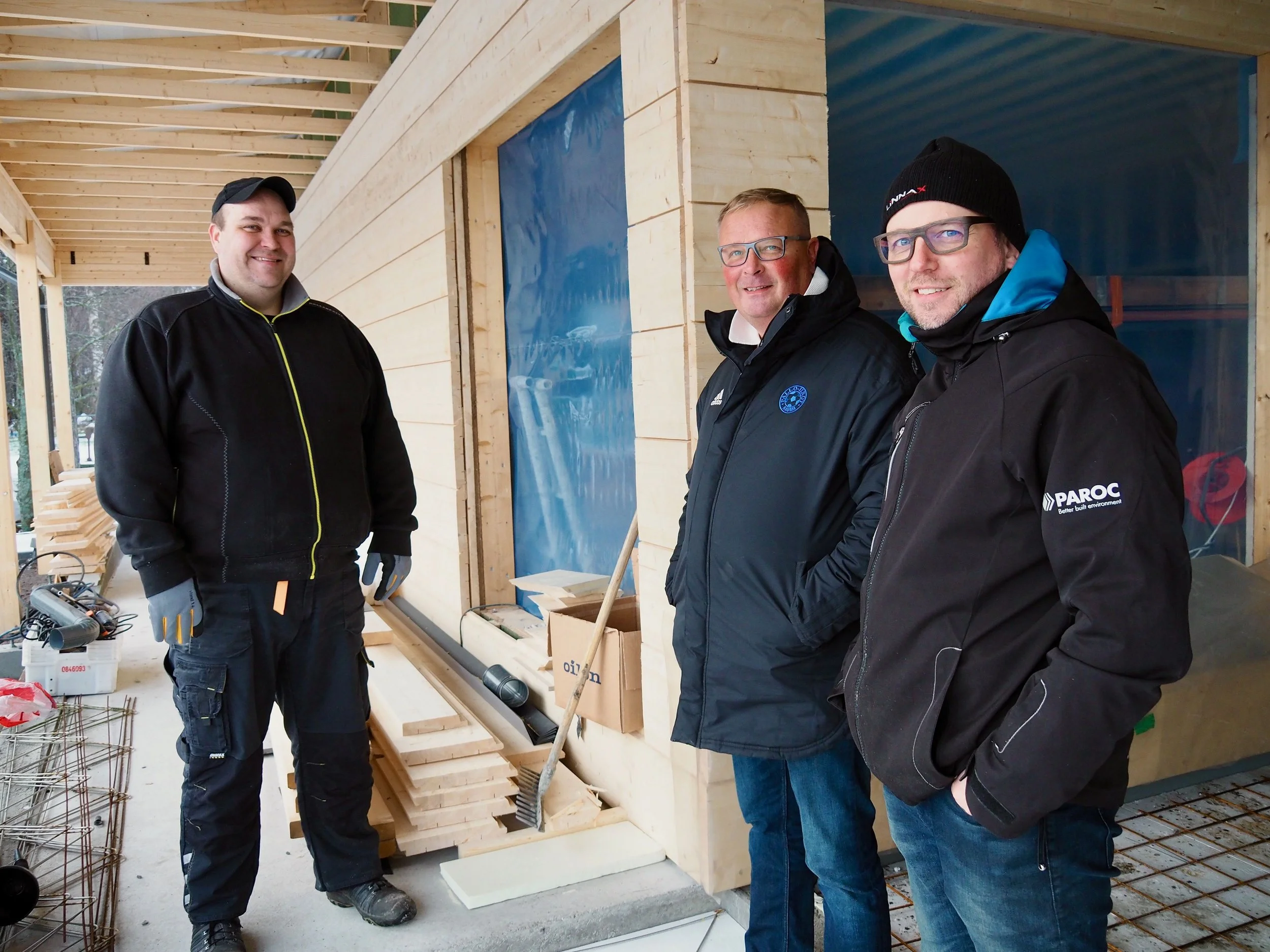 Kuningaspaneelia kaupungin komeimpaan saunaan