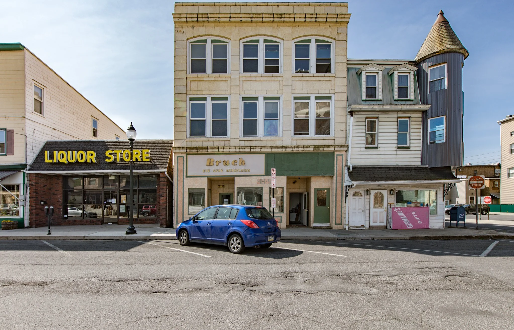 Successful Exit: 48-50 West Ridge (6 units)