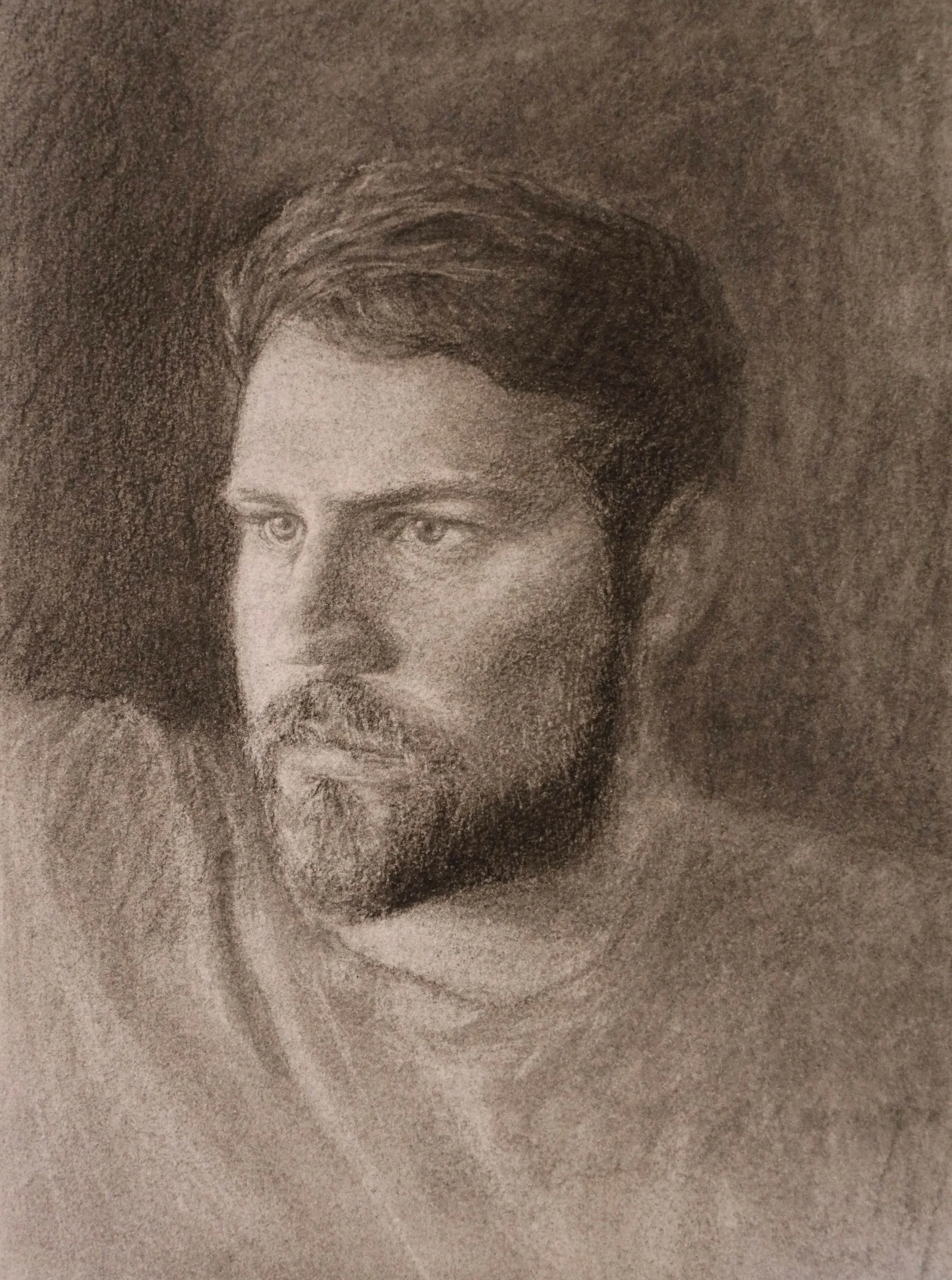 Dylan_12*9_charcoal+pencil.jpg