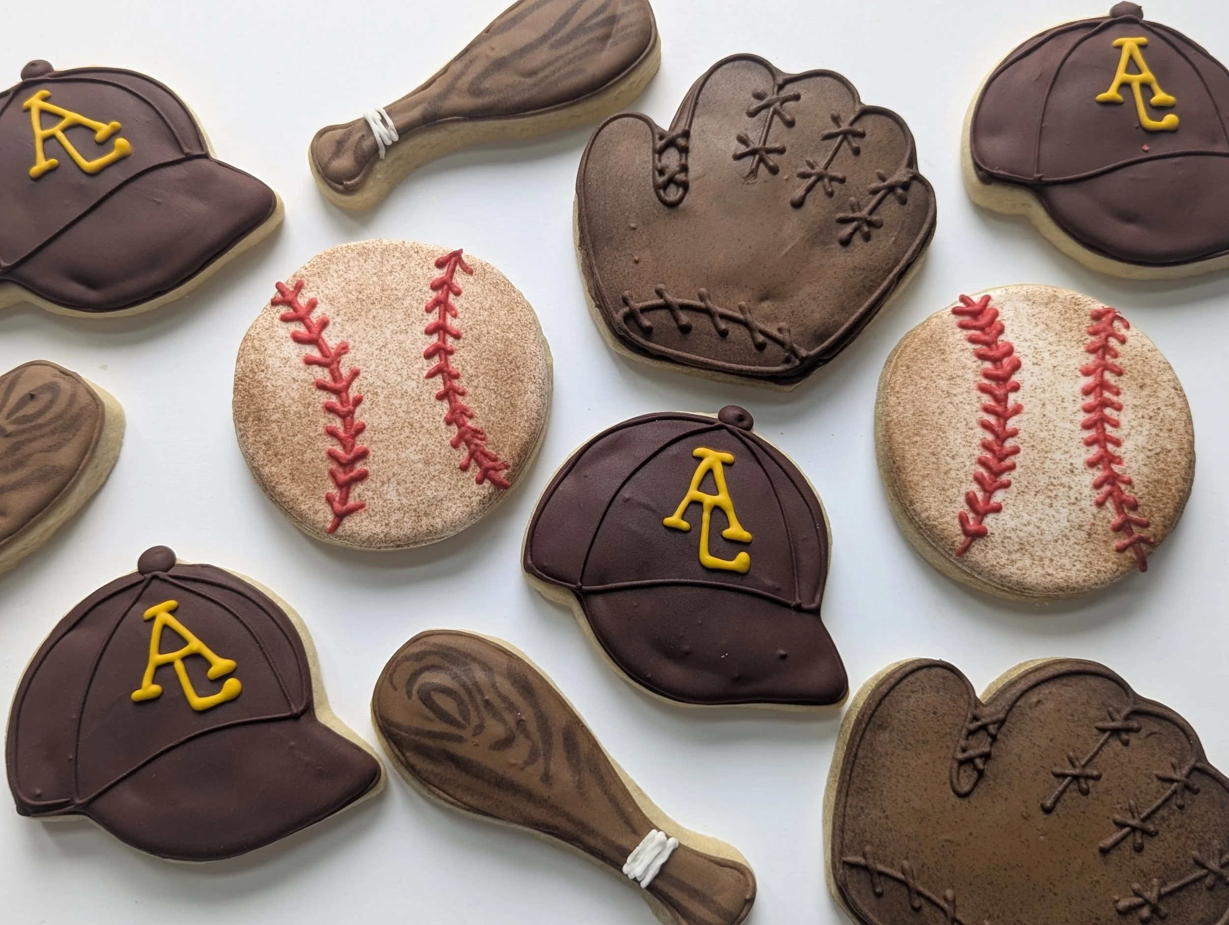 Cookies with Avon Lake Baseball design