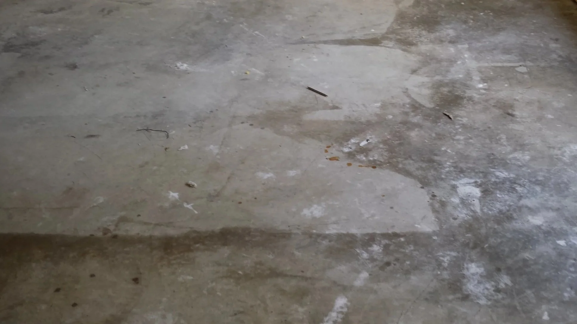 Interior Contrete BEFORE staining.