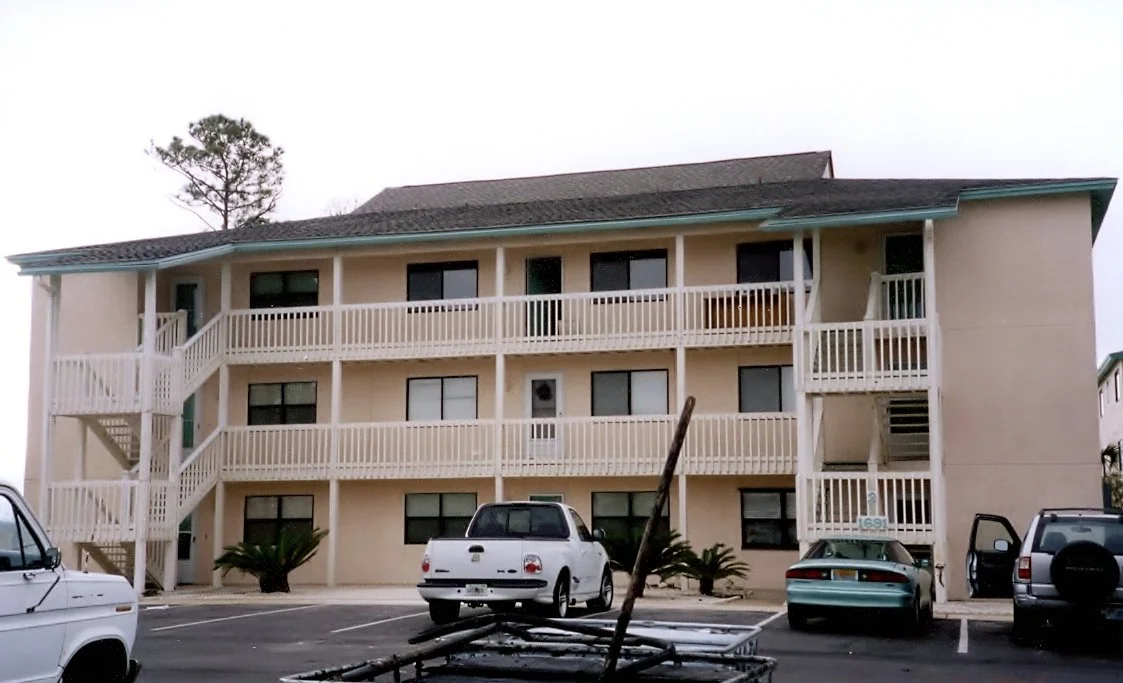 Channelmarker Condos BEFORE repaint
