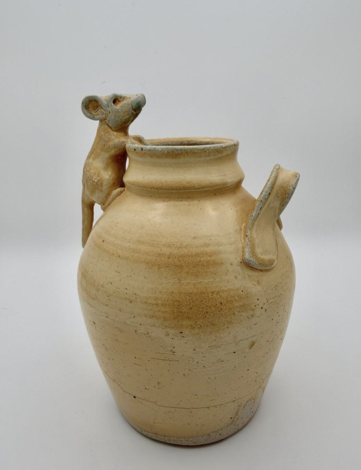 Mia Hall Ceramics