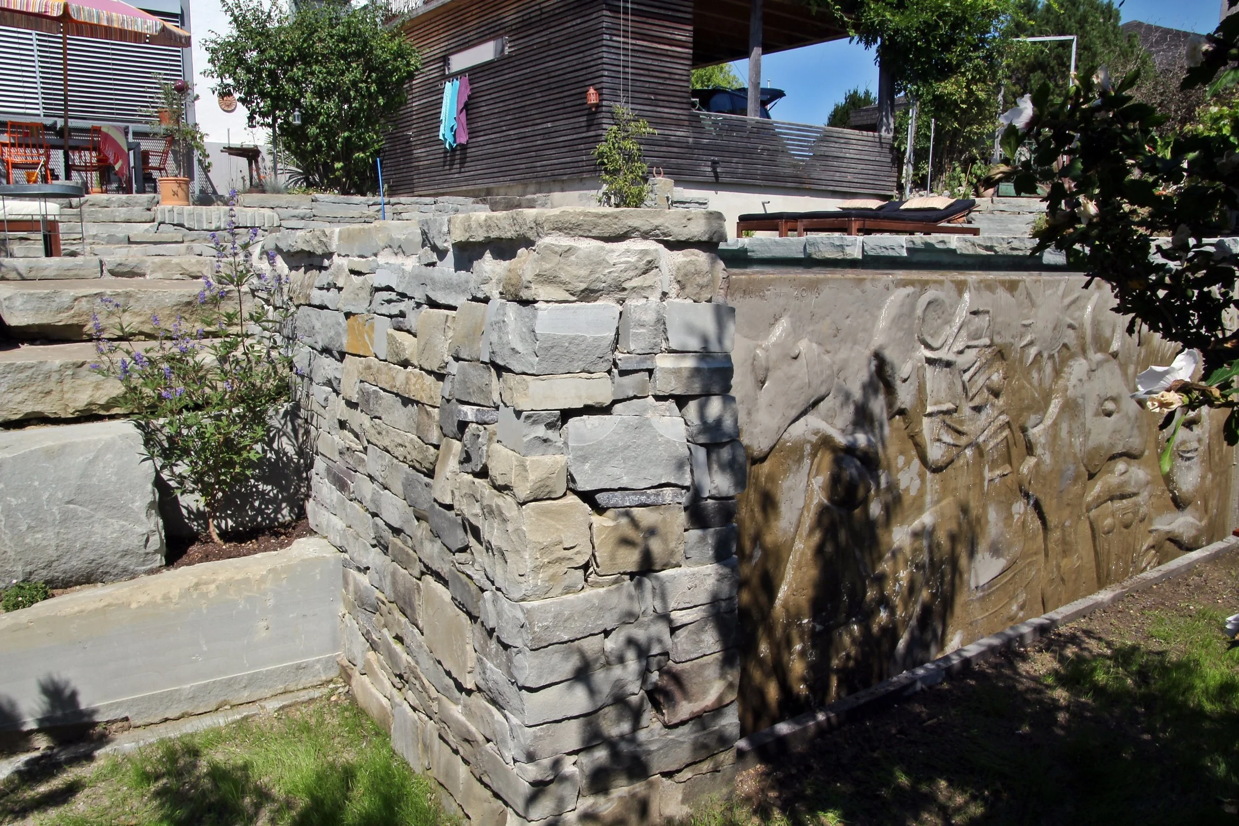 Sandstein Poolmauer