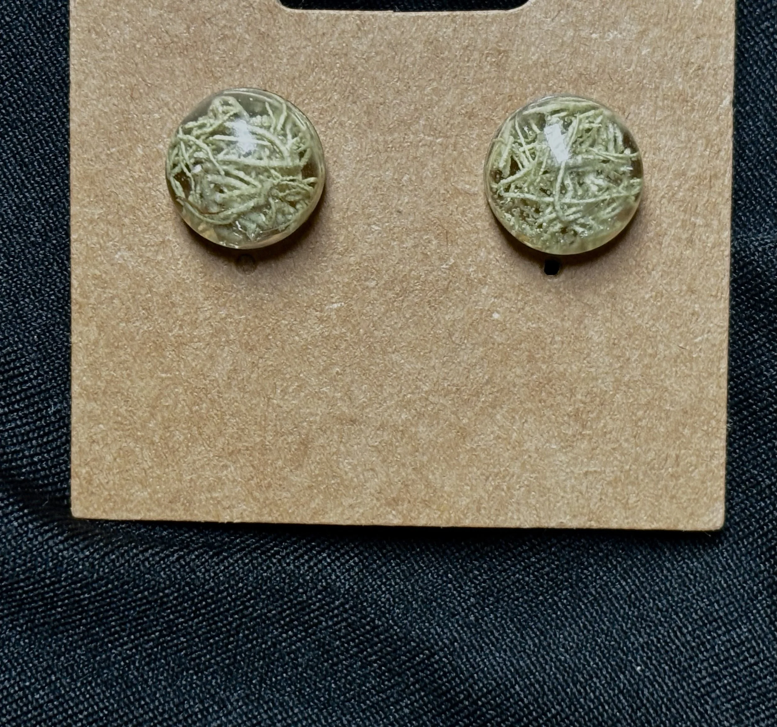 Round lichen stud earrings