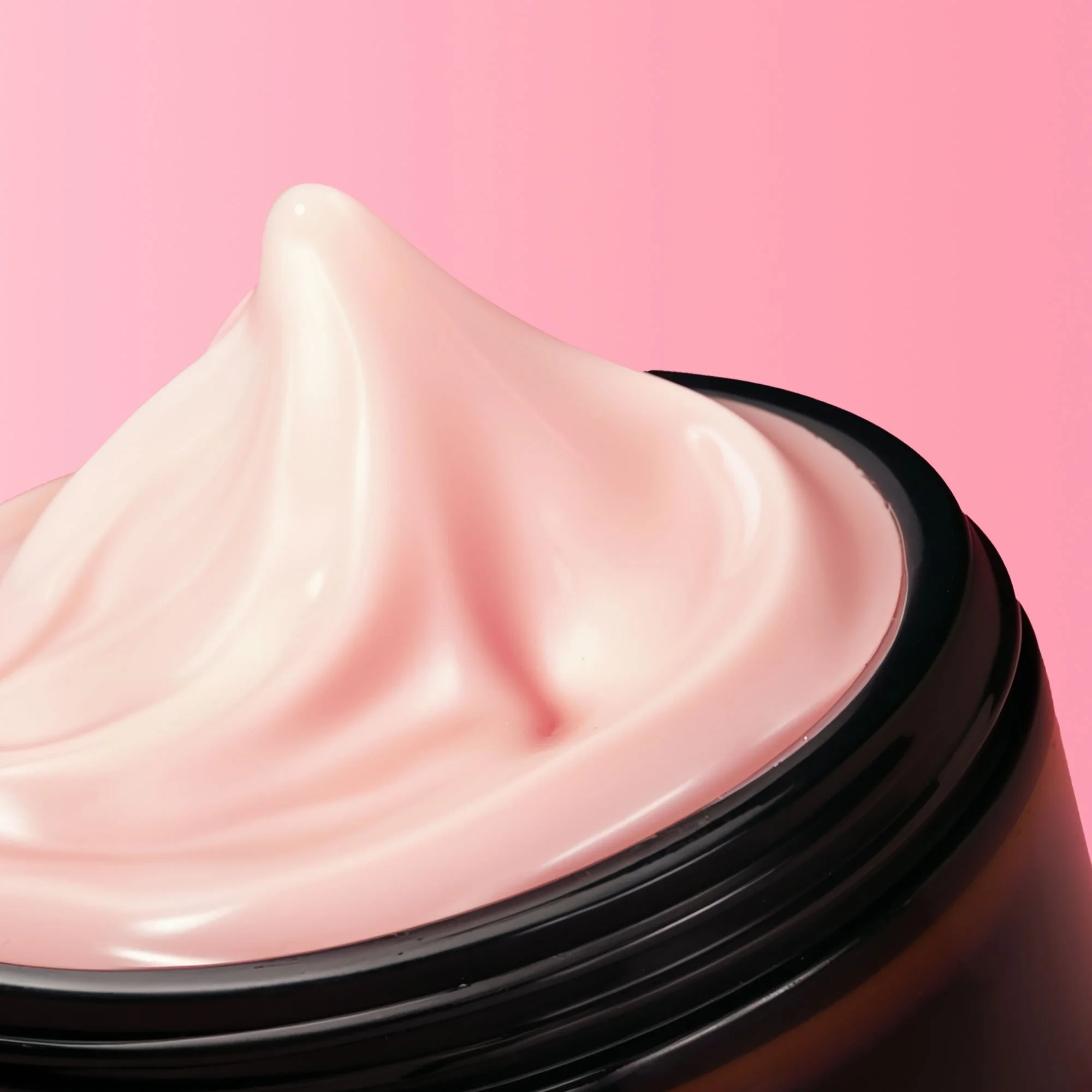 strawberry-gum-miracle-mask-texture-square.jpg