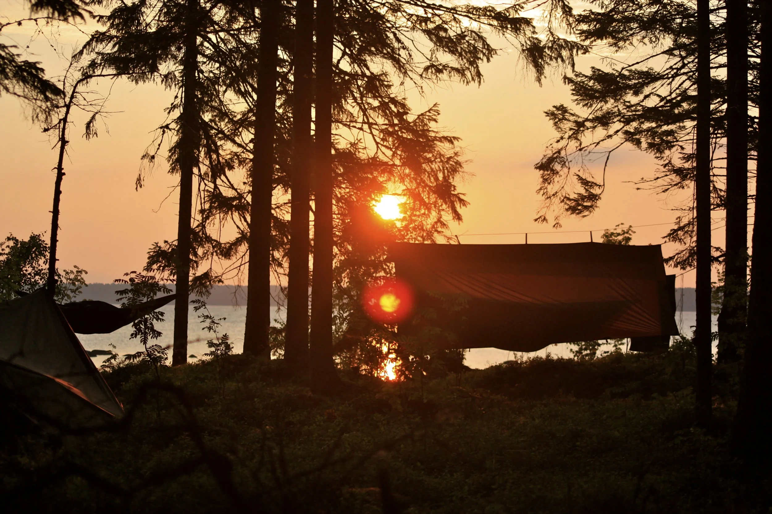 Riippumatto ja auringonlasku Heösingissa.
