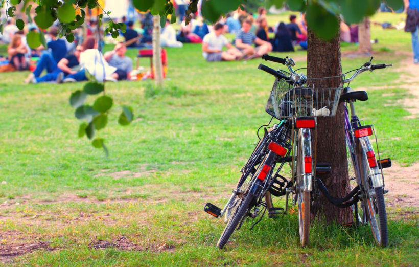Mauerpark on Berliinin paras paikka sunnuntaisin