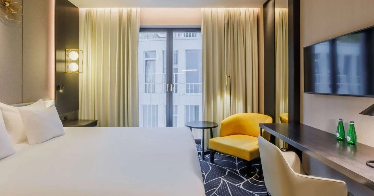 Siisti hotellihuone Tallinnassa.