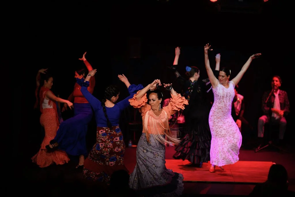 Santa Cruz Flamenco: Ritmo y Pasión