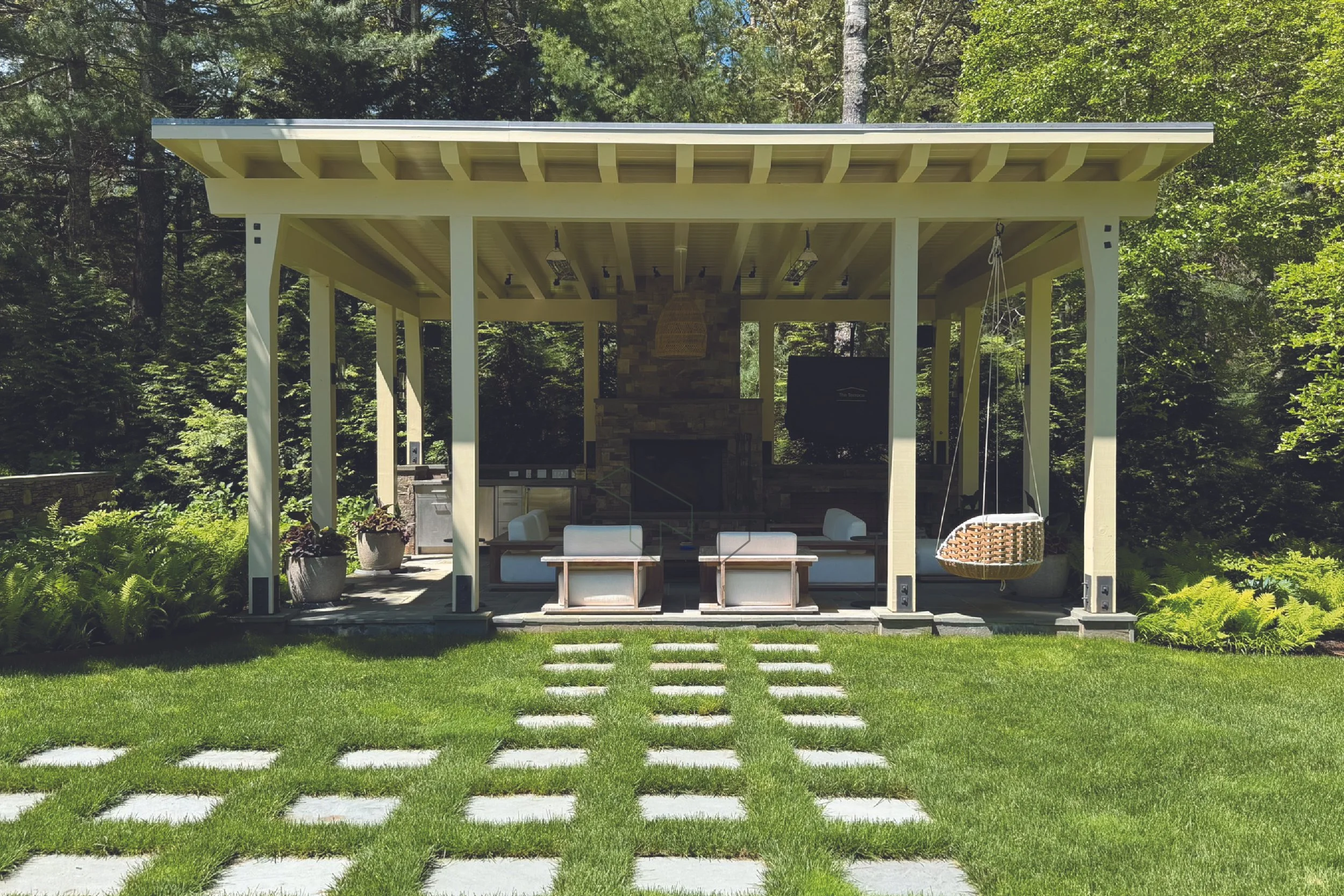 East Hampton 1-04.jpg