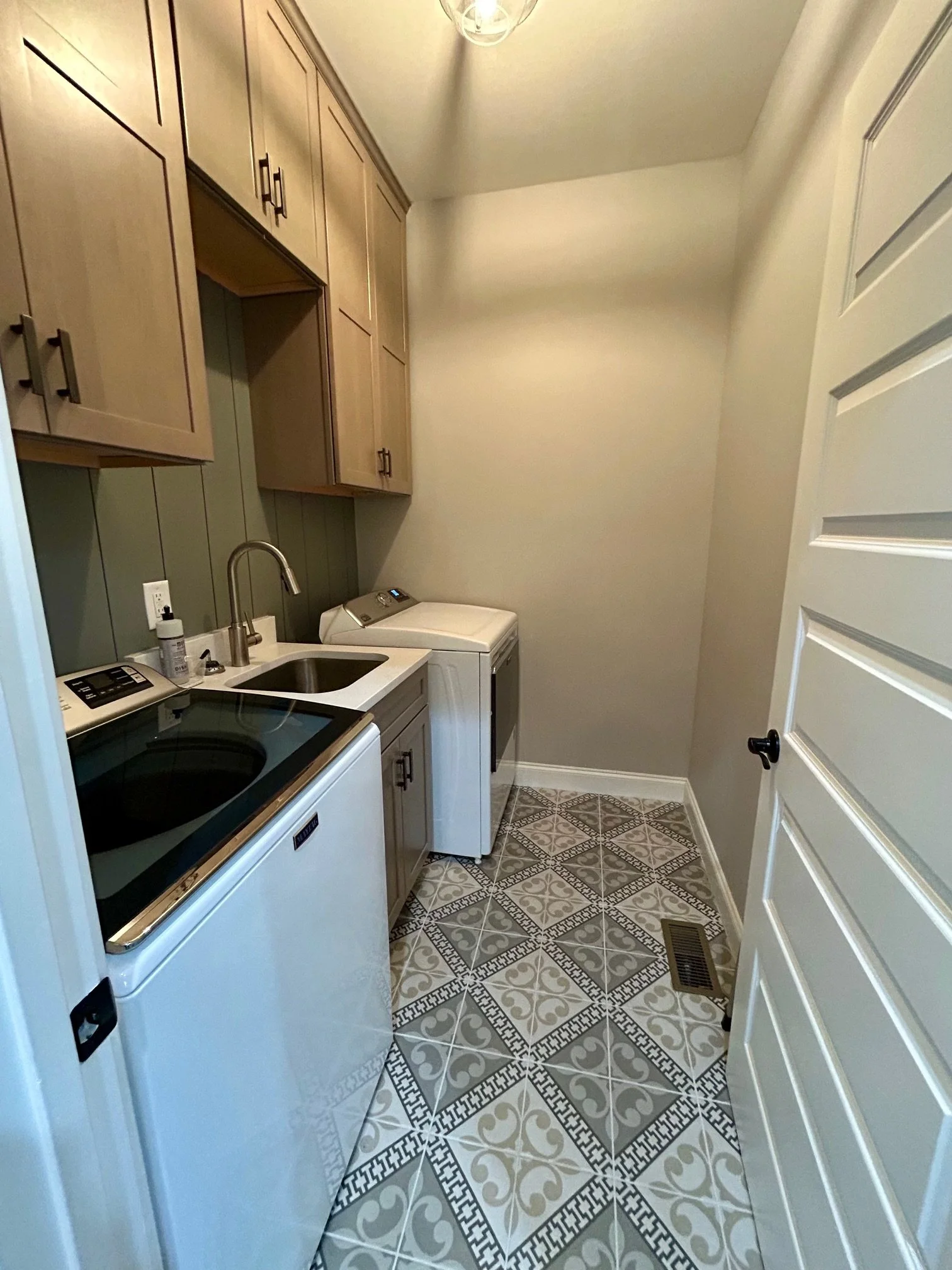 Laundry Room.jpg