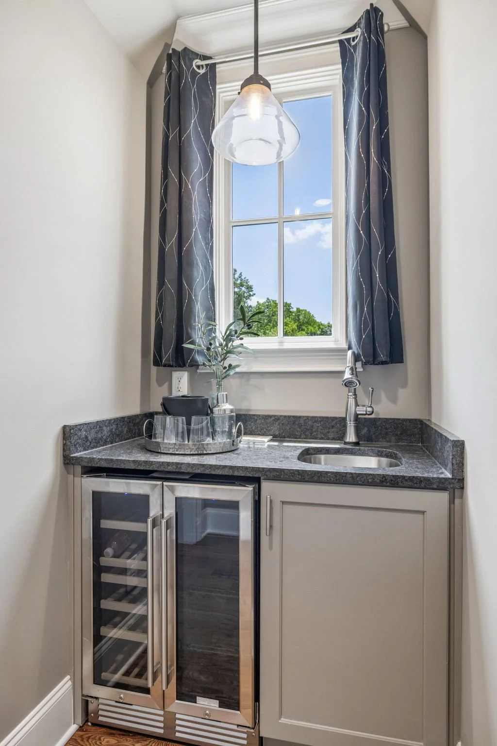 9-1034 Benelli Park Ct - 009.jpg