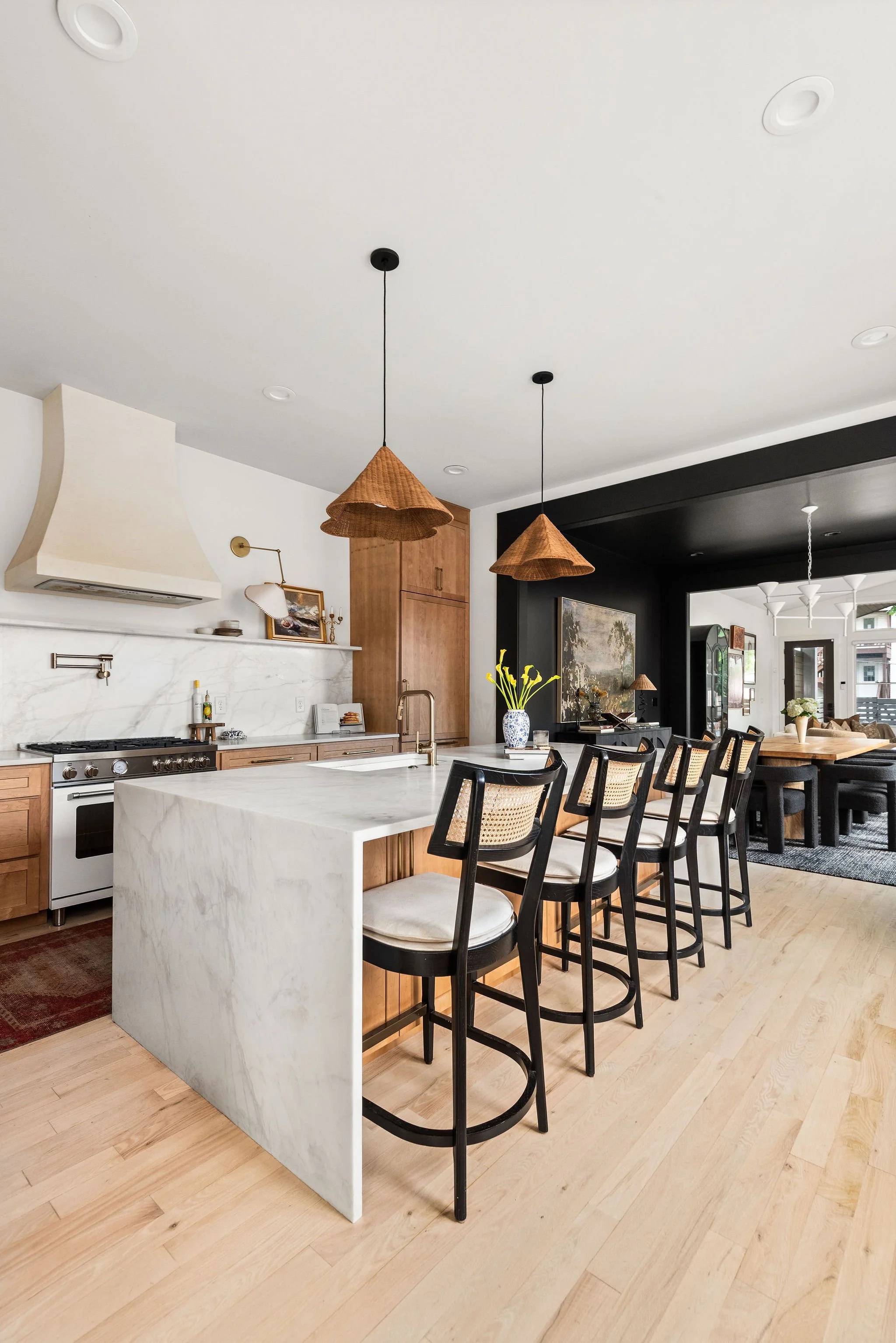 1409B_Tremont_Ave_33.jpg