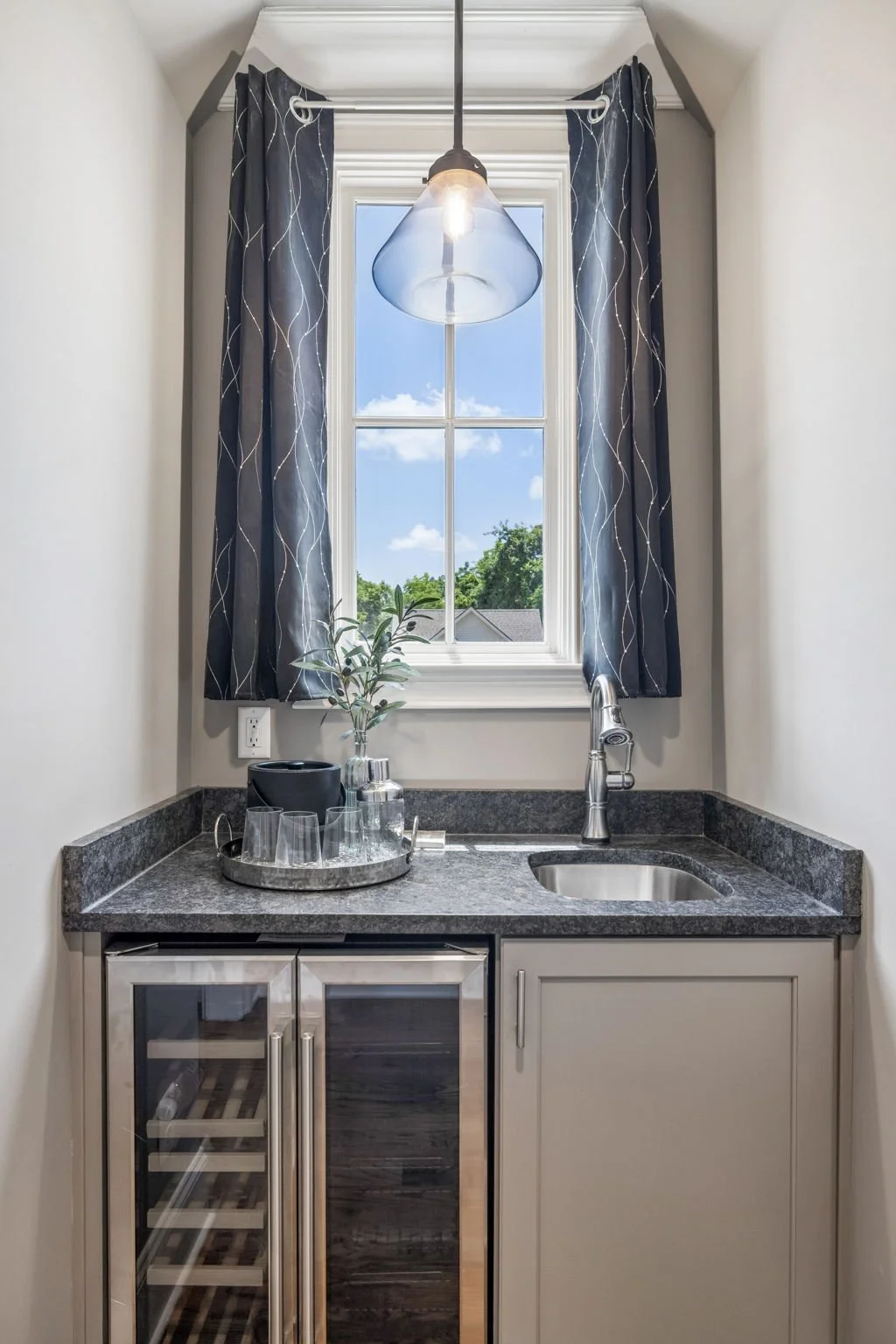 10-1034 Benelli Park Ct - 010.jpg
