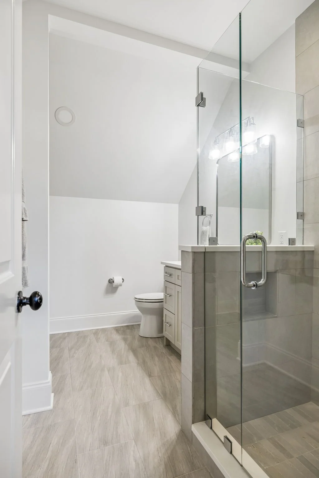 12-1034 Benelli Park Ct - 012.jpg