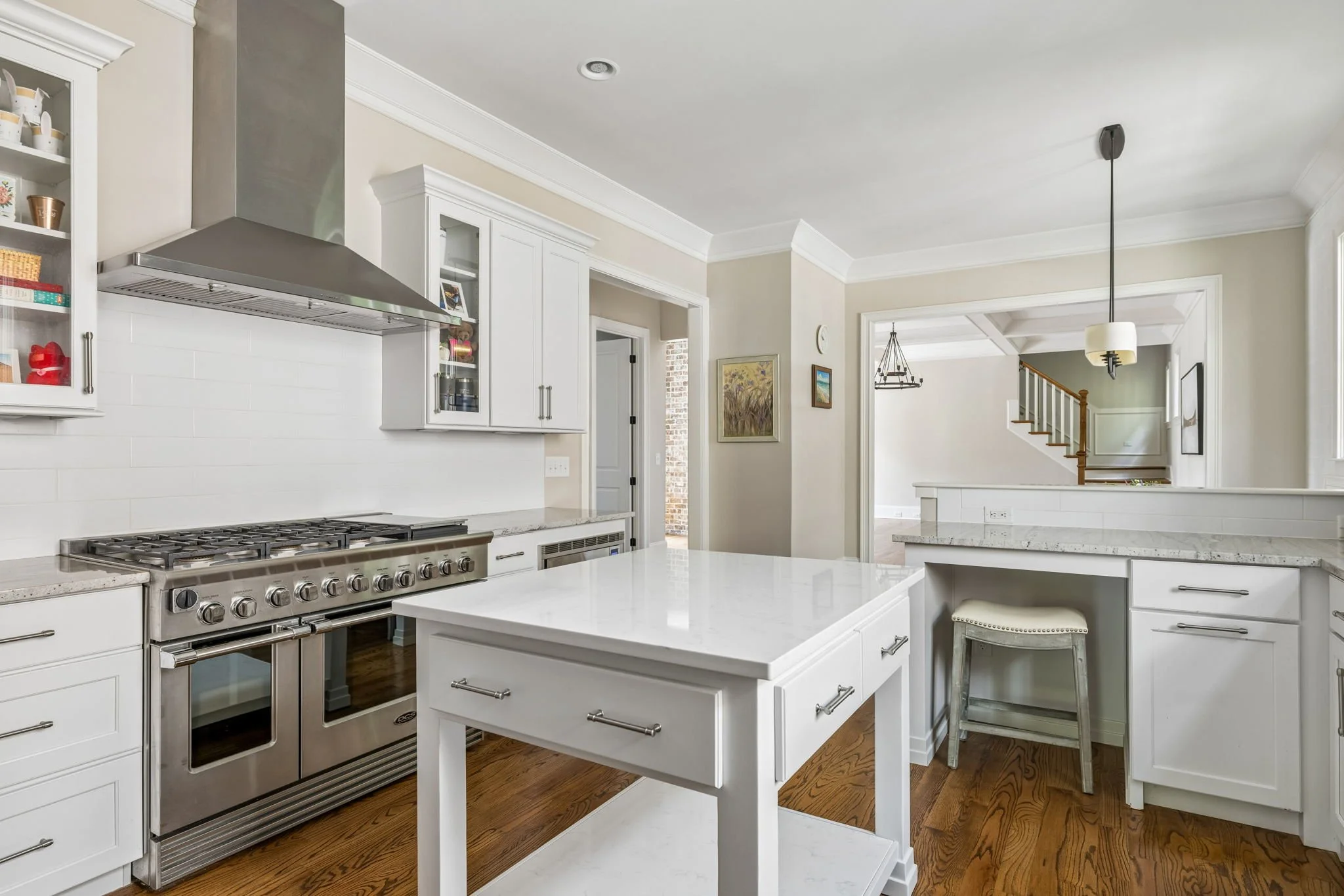 4-1034 Benelli Park Ct - 004.jpg
