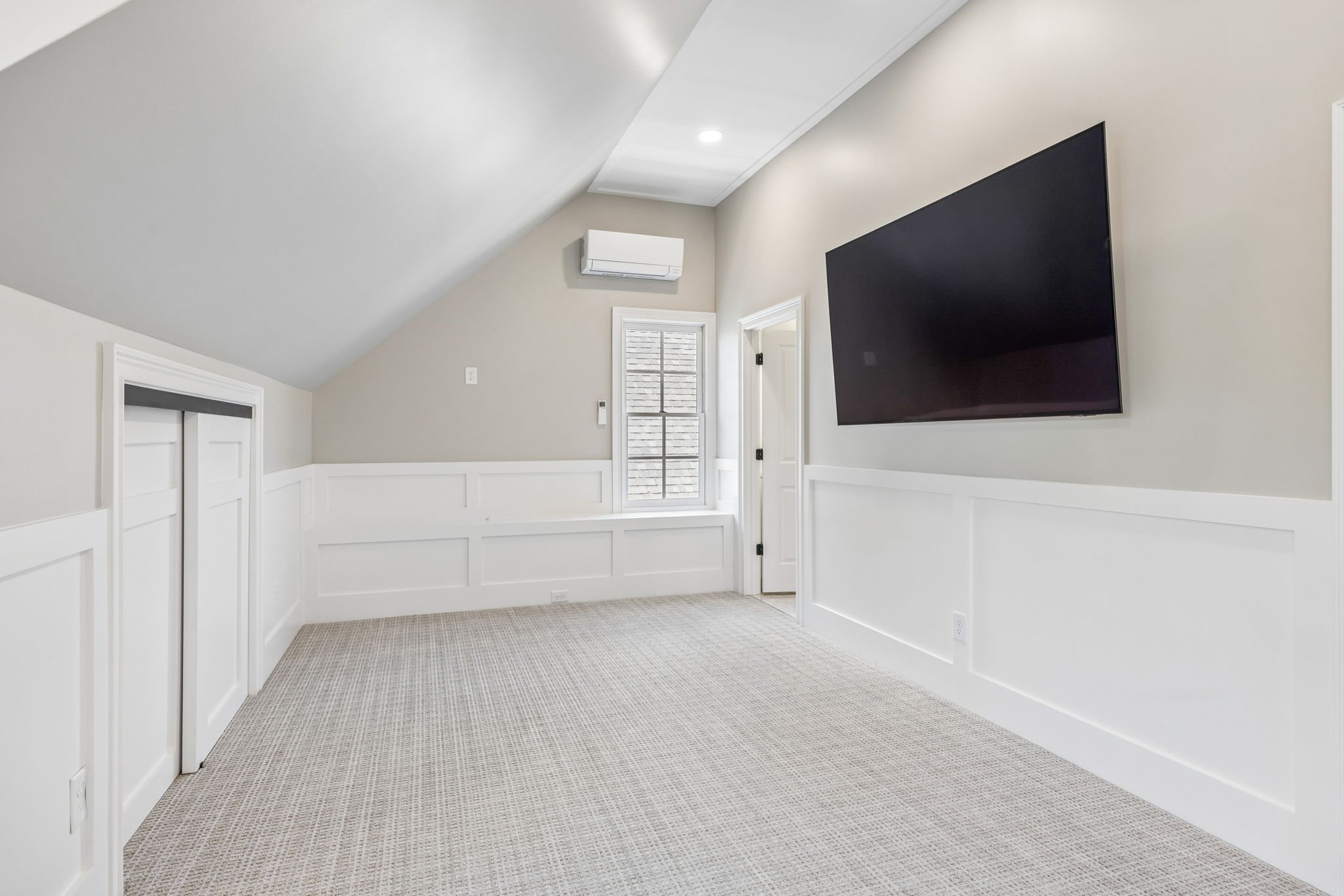 26-1034 Benelli Park Ct - 026.jpg