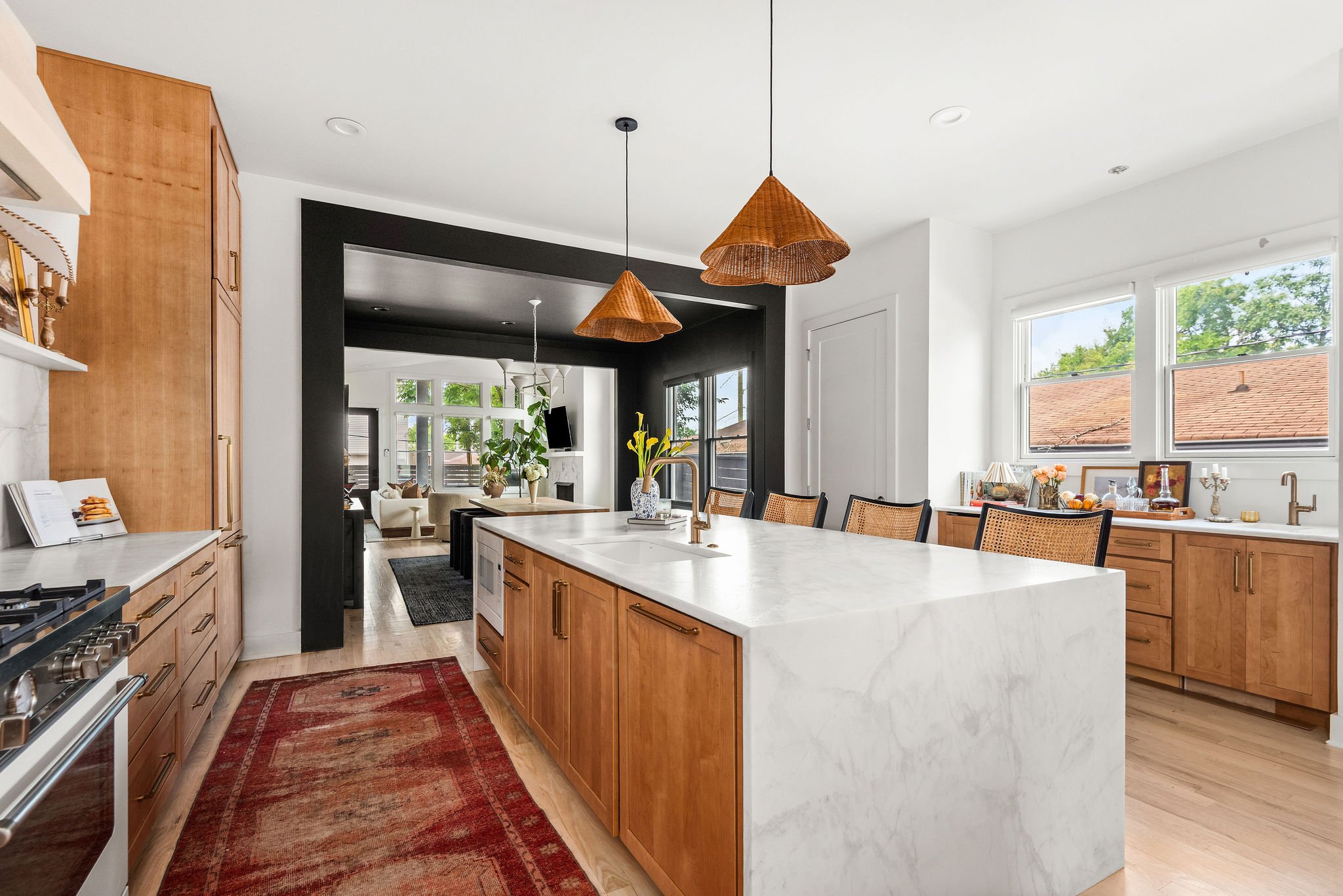 1409B_Tremont_Ave_45.jpg