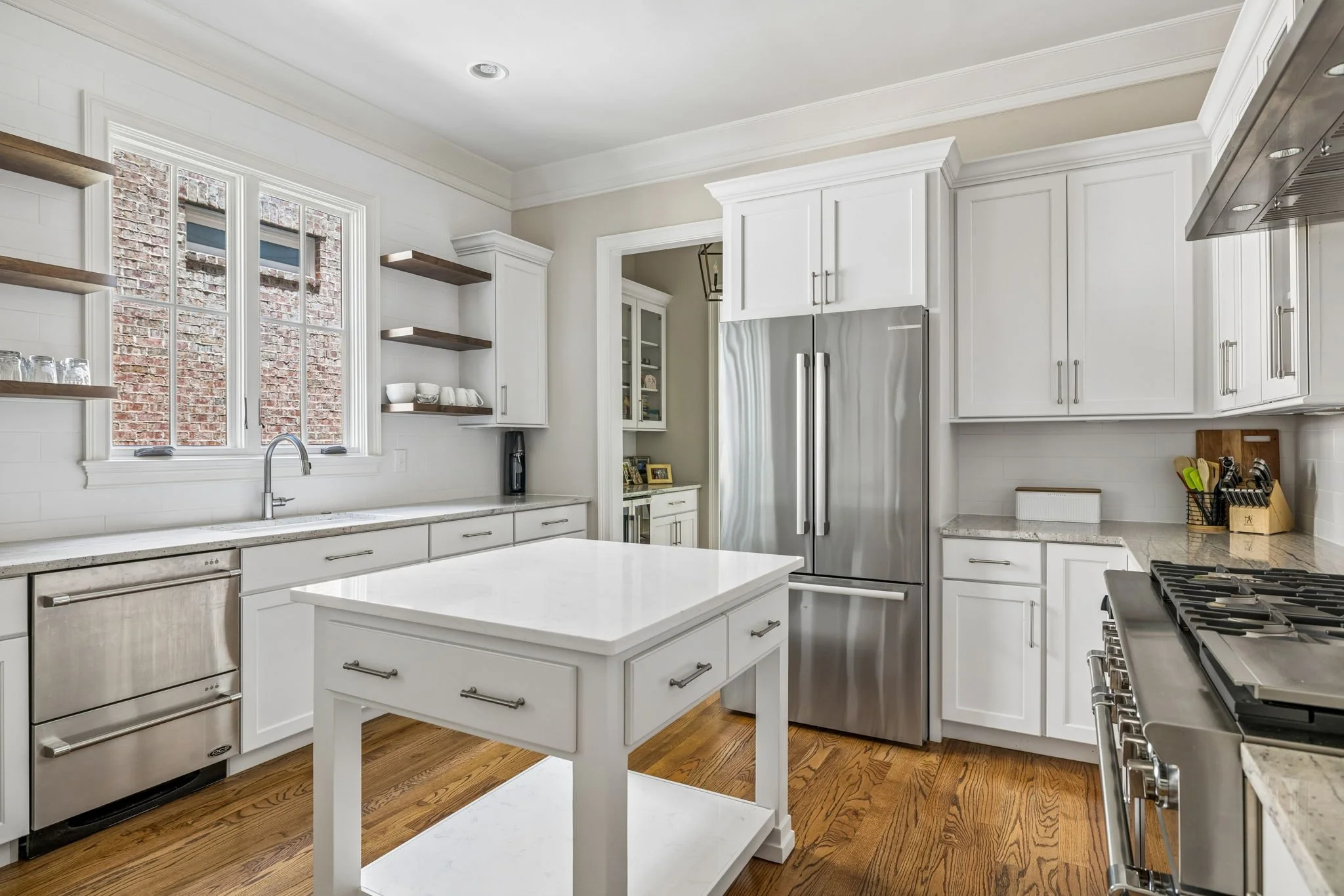 1-1034 Benelli Park Ct - 001.jpg