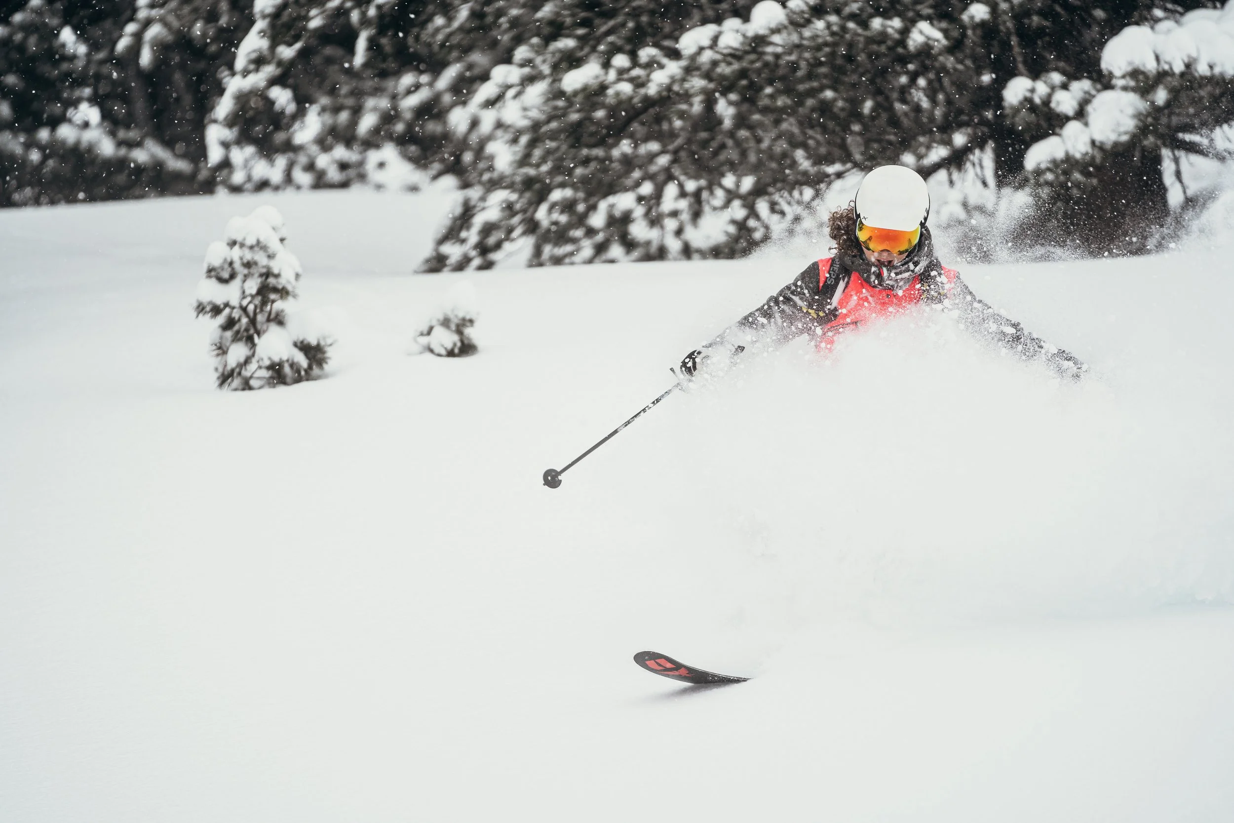 Exploring snowy mountain terrain while skiing in Canada. Adventure, resilience, and a love for wild places continue to influence the way Rachael approaches photography and storytelling. Canadian Mountain Adventure
Rachael enjoying a ski adventure in 